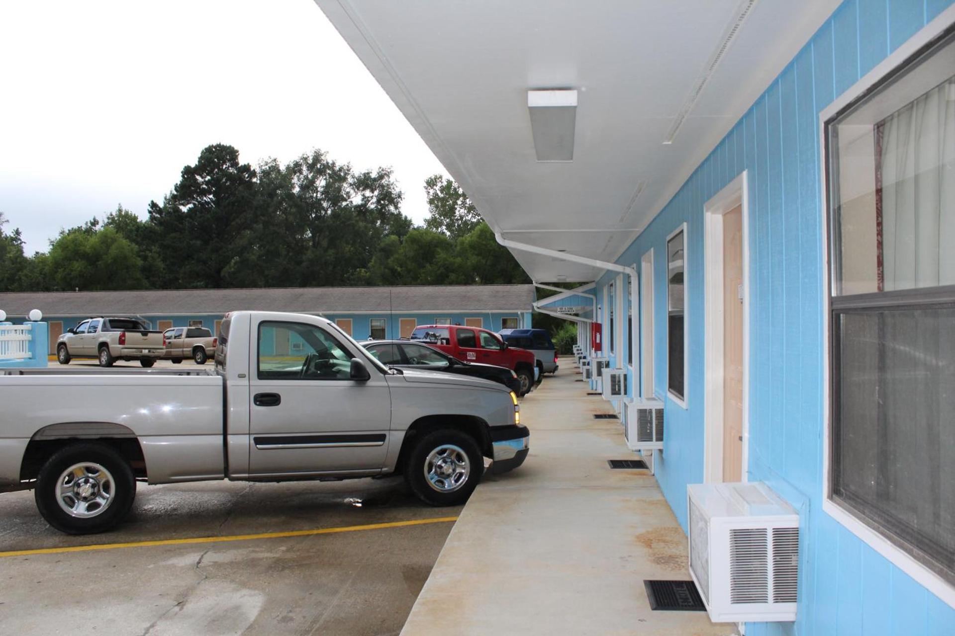 Scottish Inn - Clanton photo 17