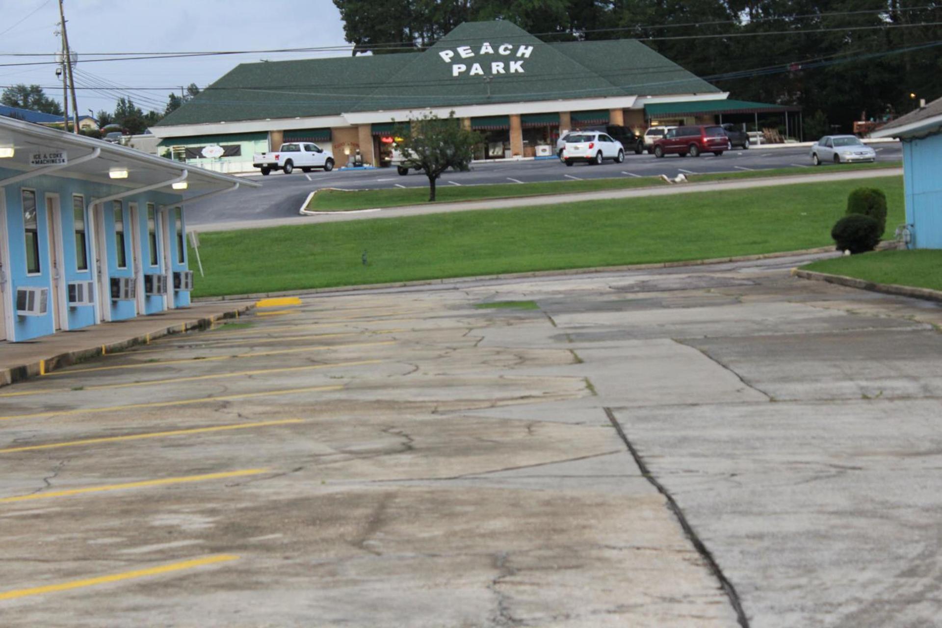Scottish Inn - Clanton photo 11