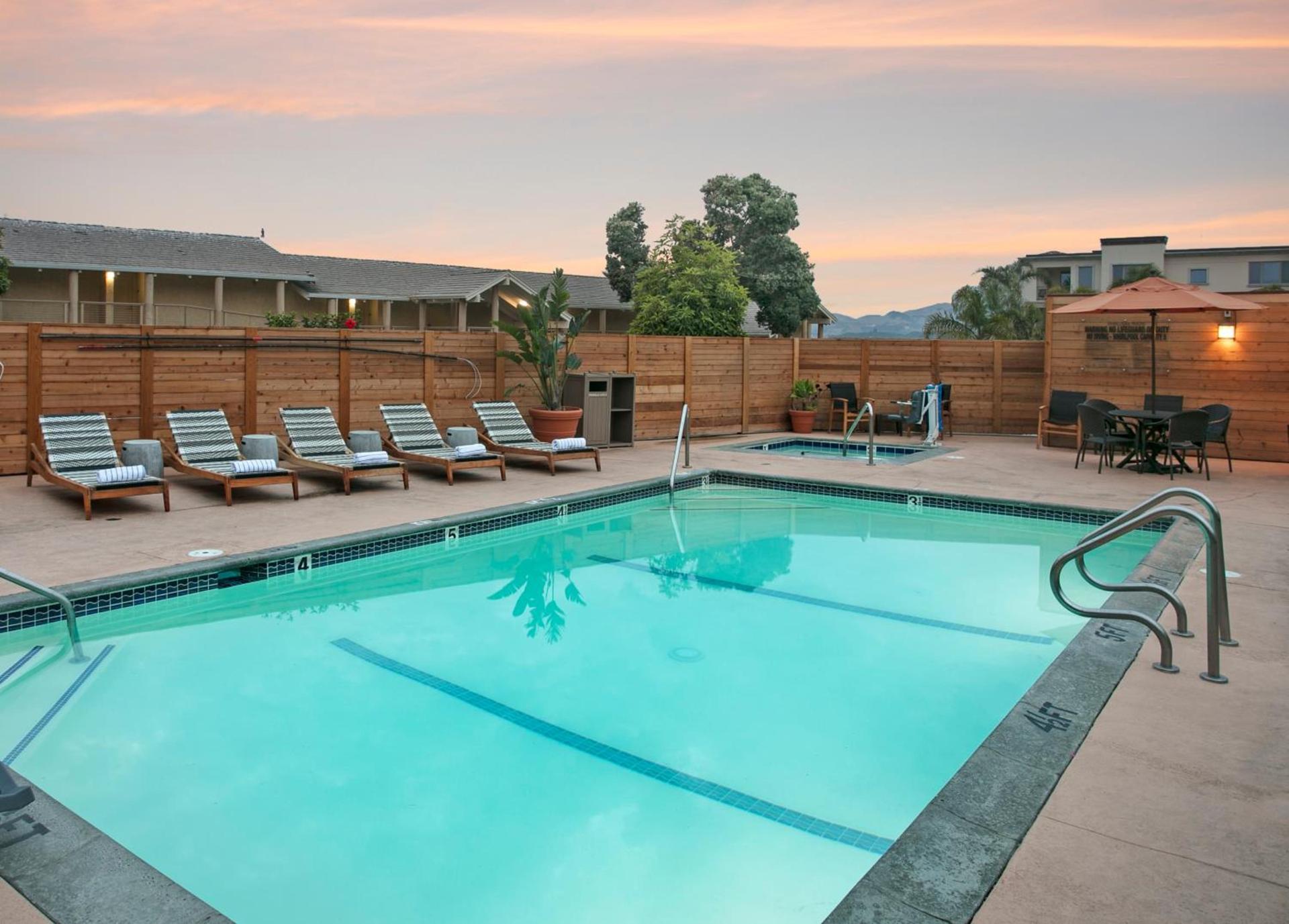 Spyglass Inn photo 2
