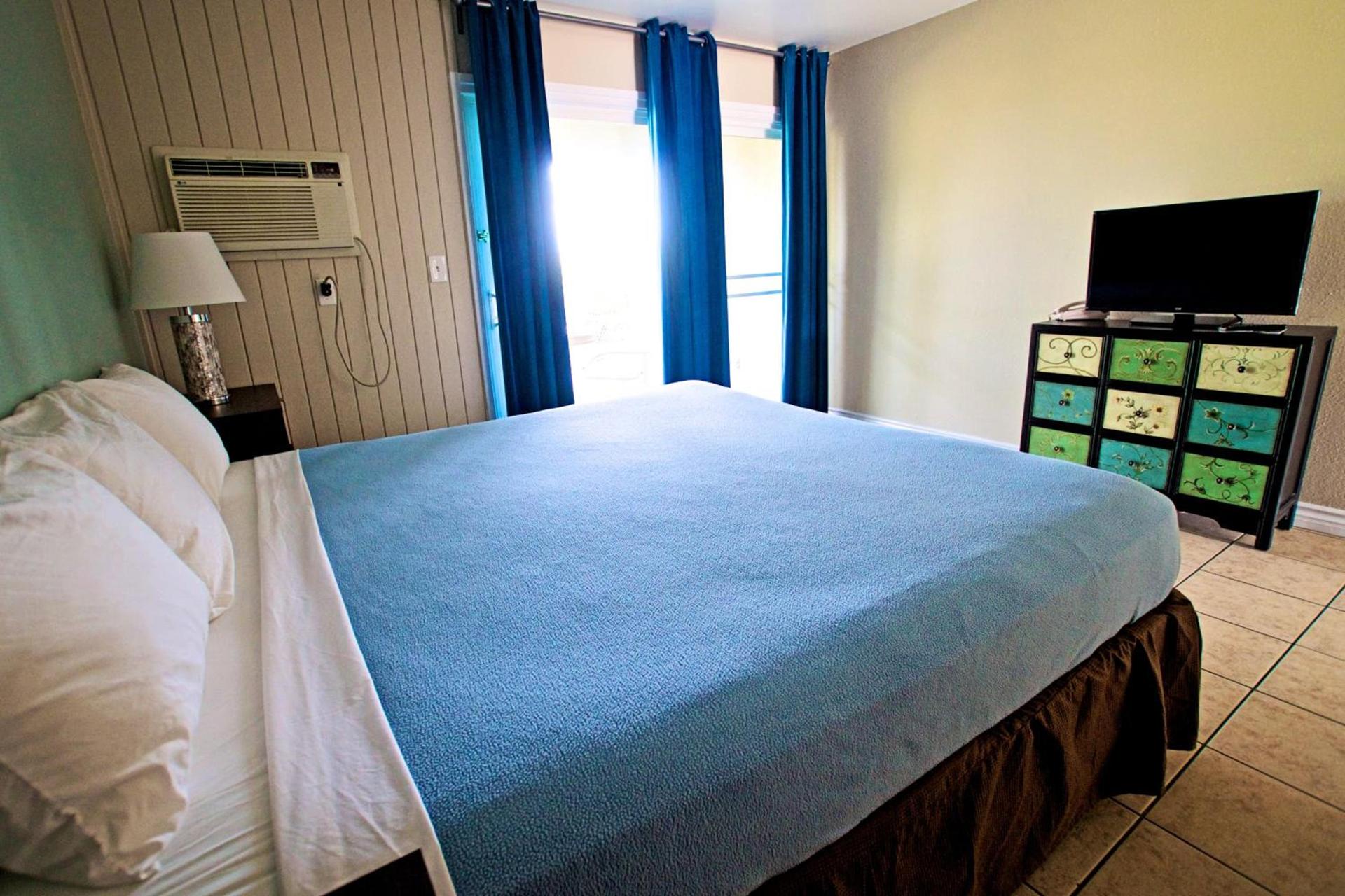 Ocean Villa Inn photo 48