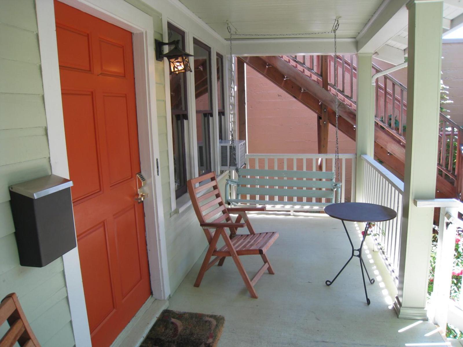 Bluebird Guesthouse photo 12