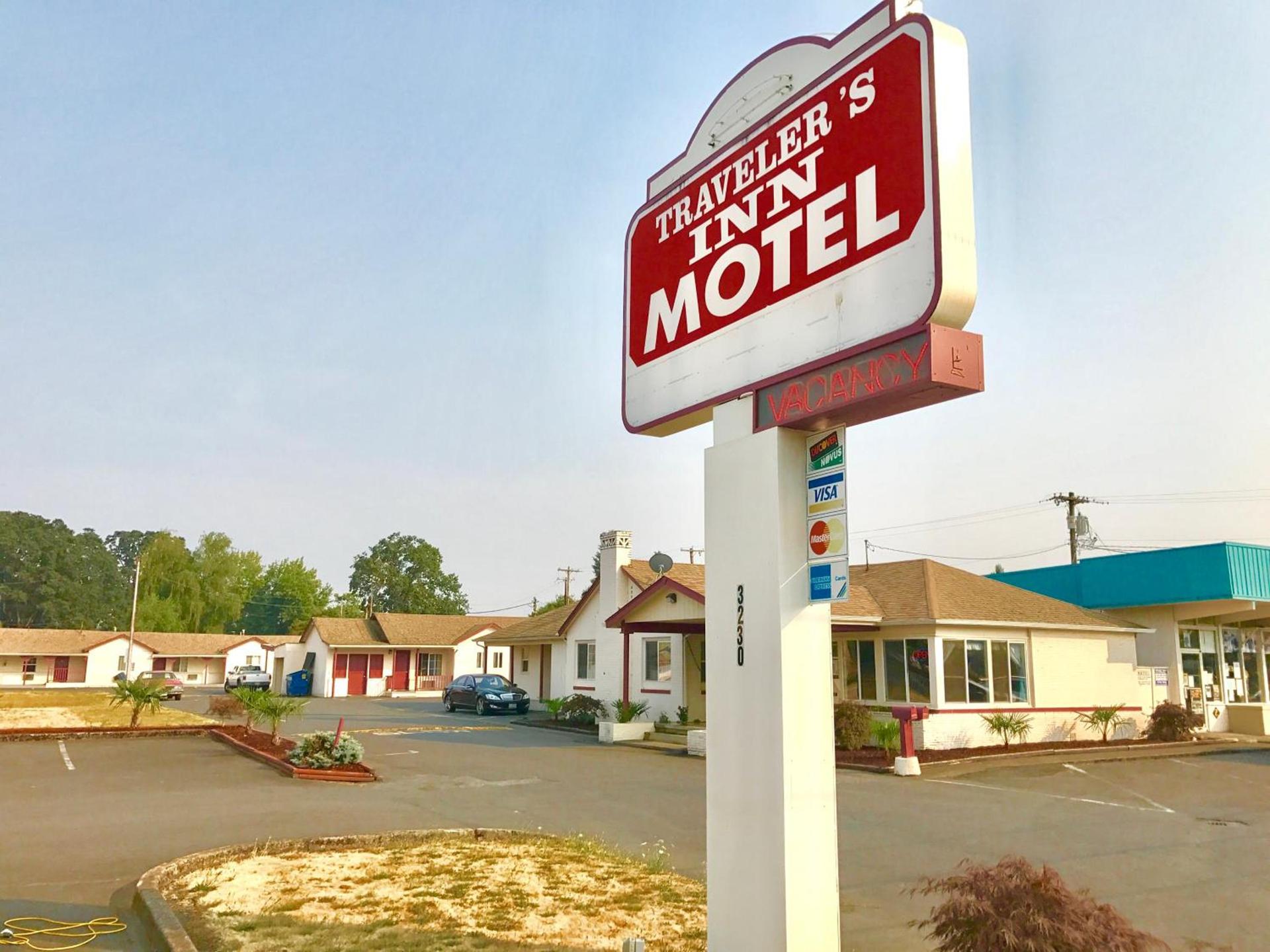 Travelers Inn Motel photo 2