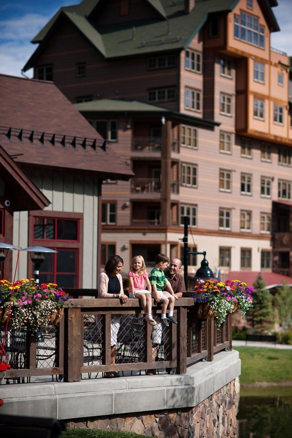 Zephyr Mountain Lodge photo 11