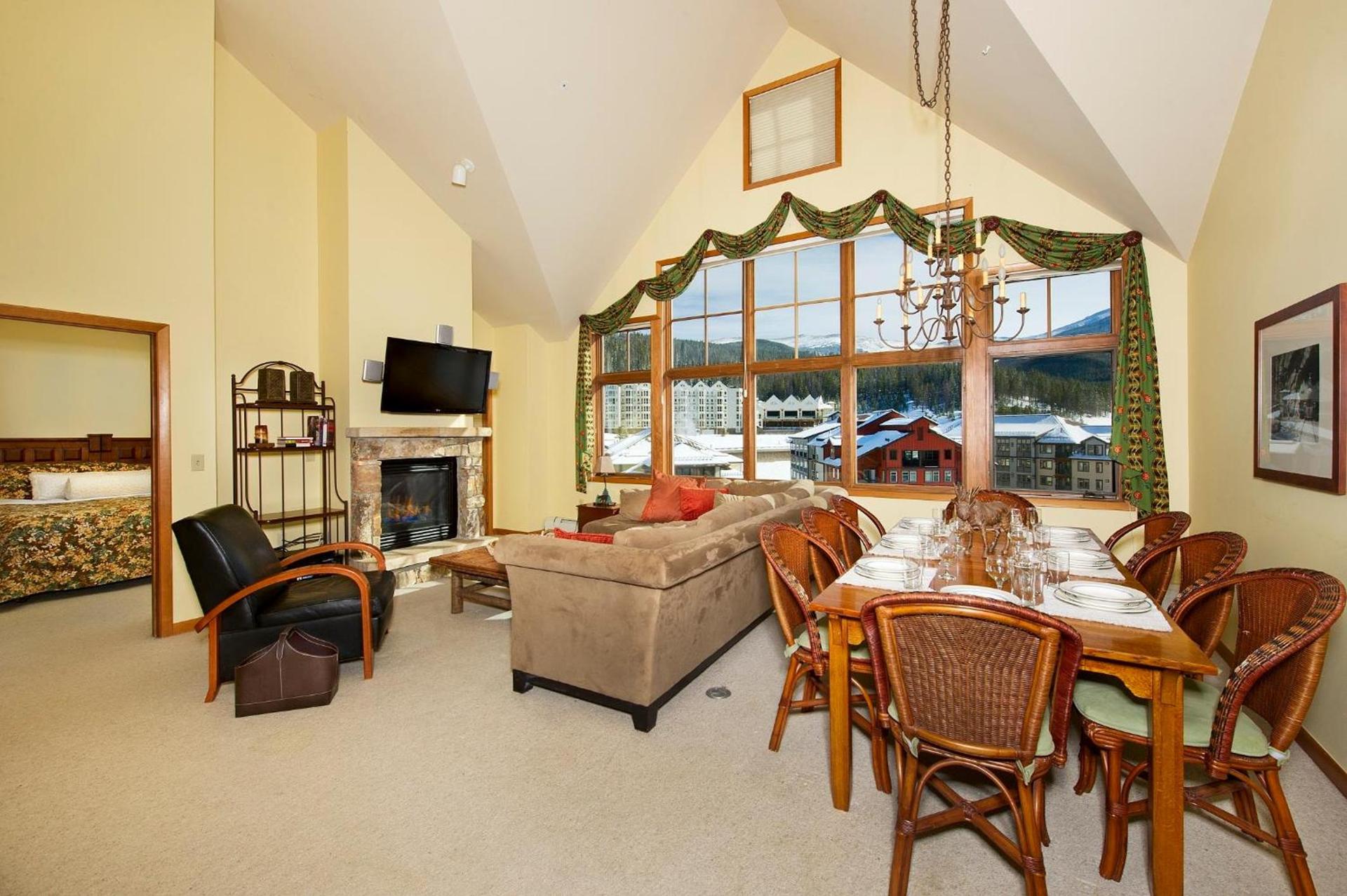 Zephyr Mountain Lodge photo 18