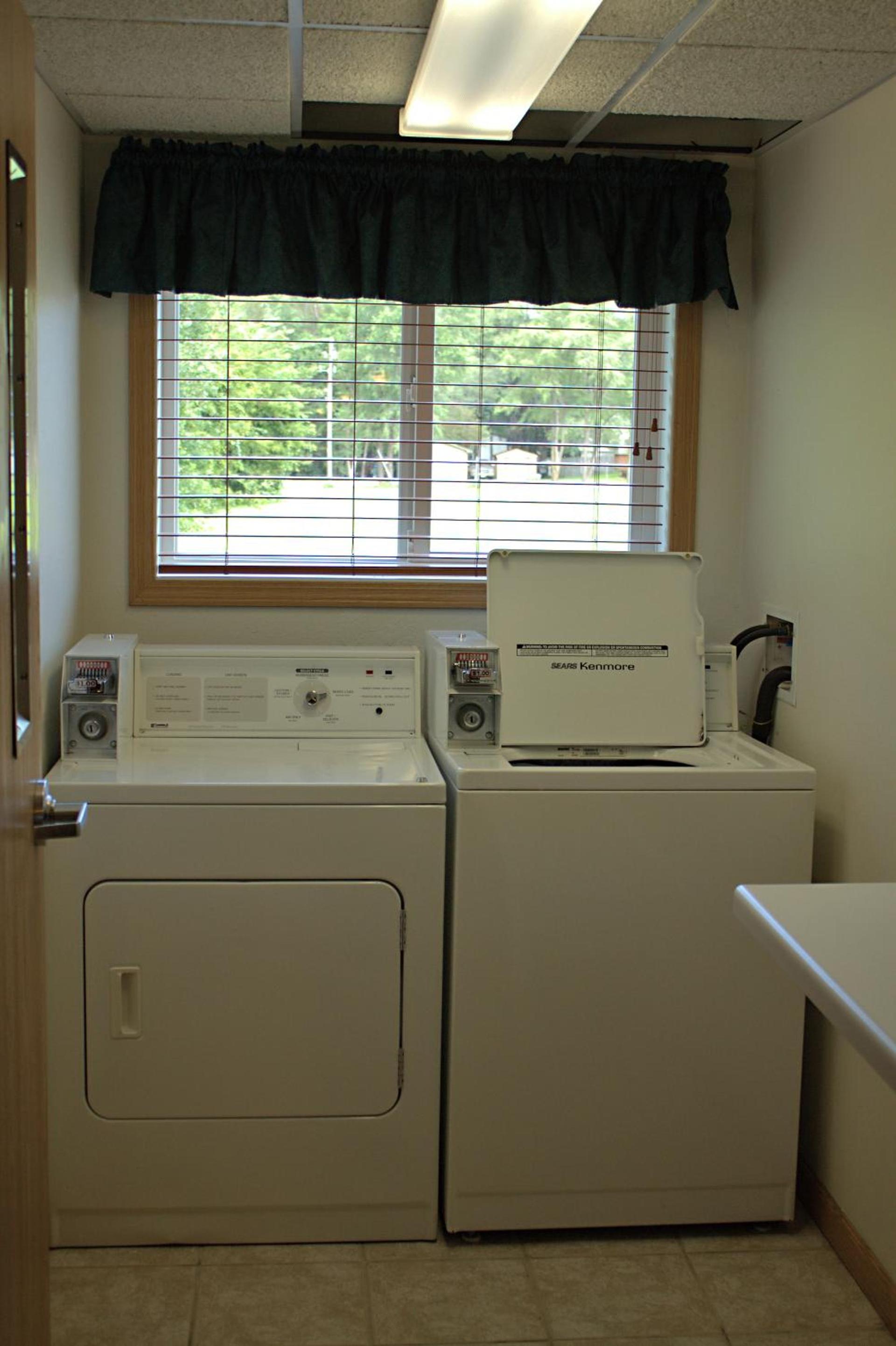 Americas Best Value Inn photo 8
