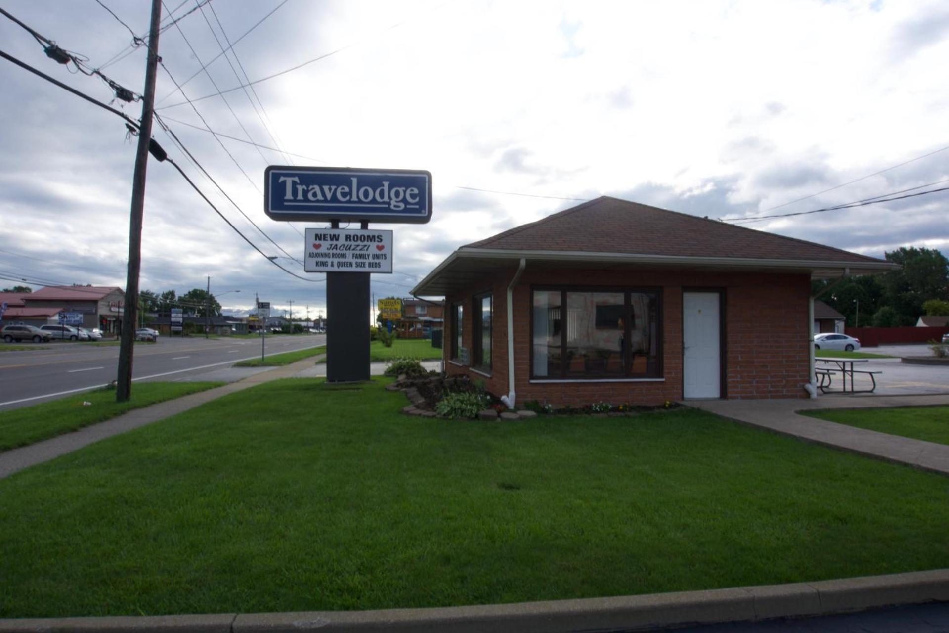 Travelodge by Wyndham Niagara Falls - New York photo 24