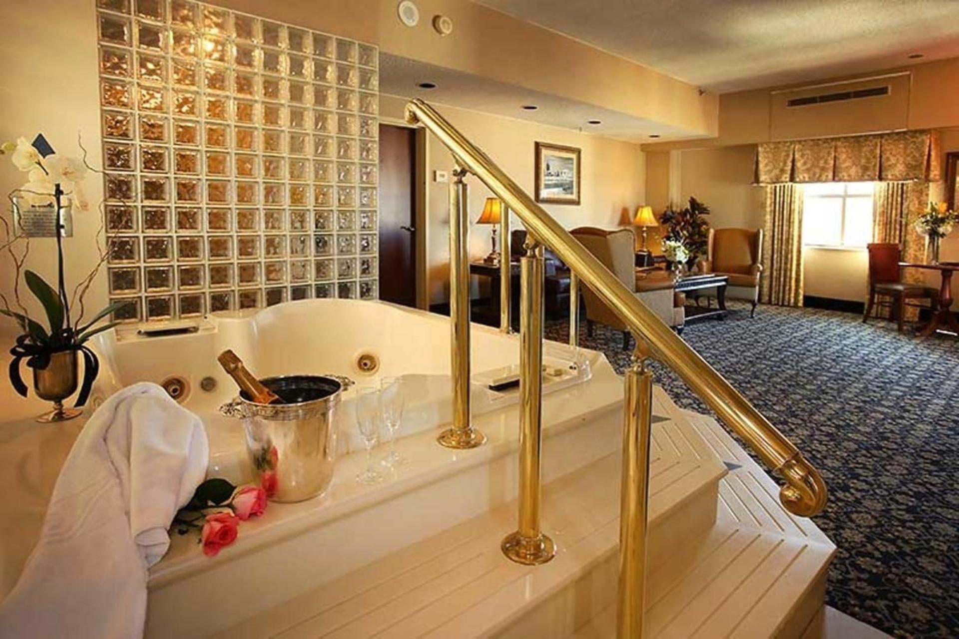The Claridge Hotel photo 39