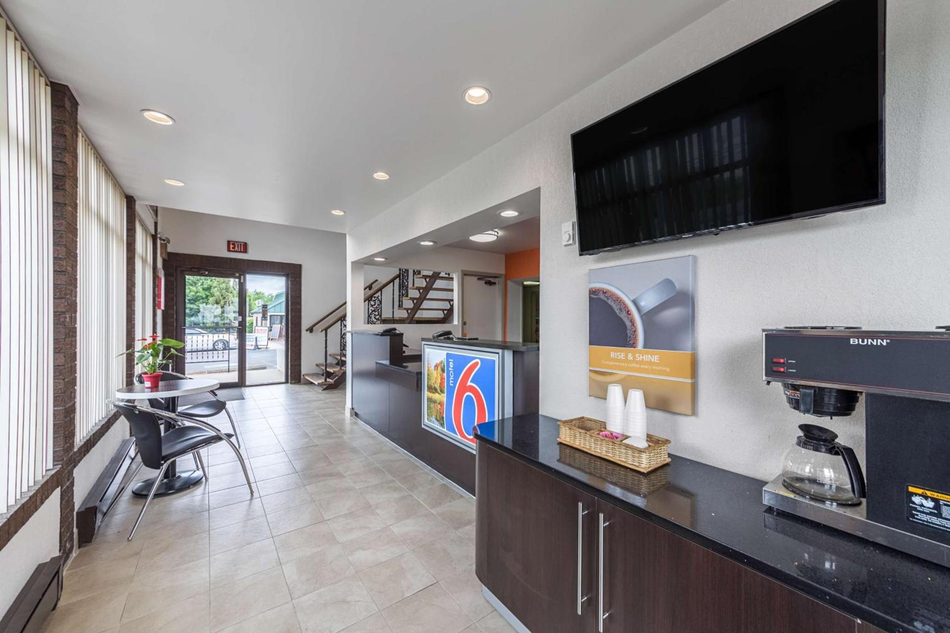 Motel 6-Warminster, PA photo 23