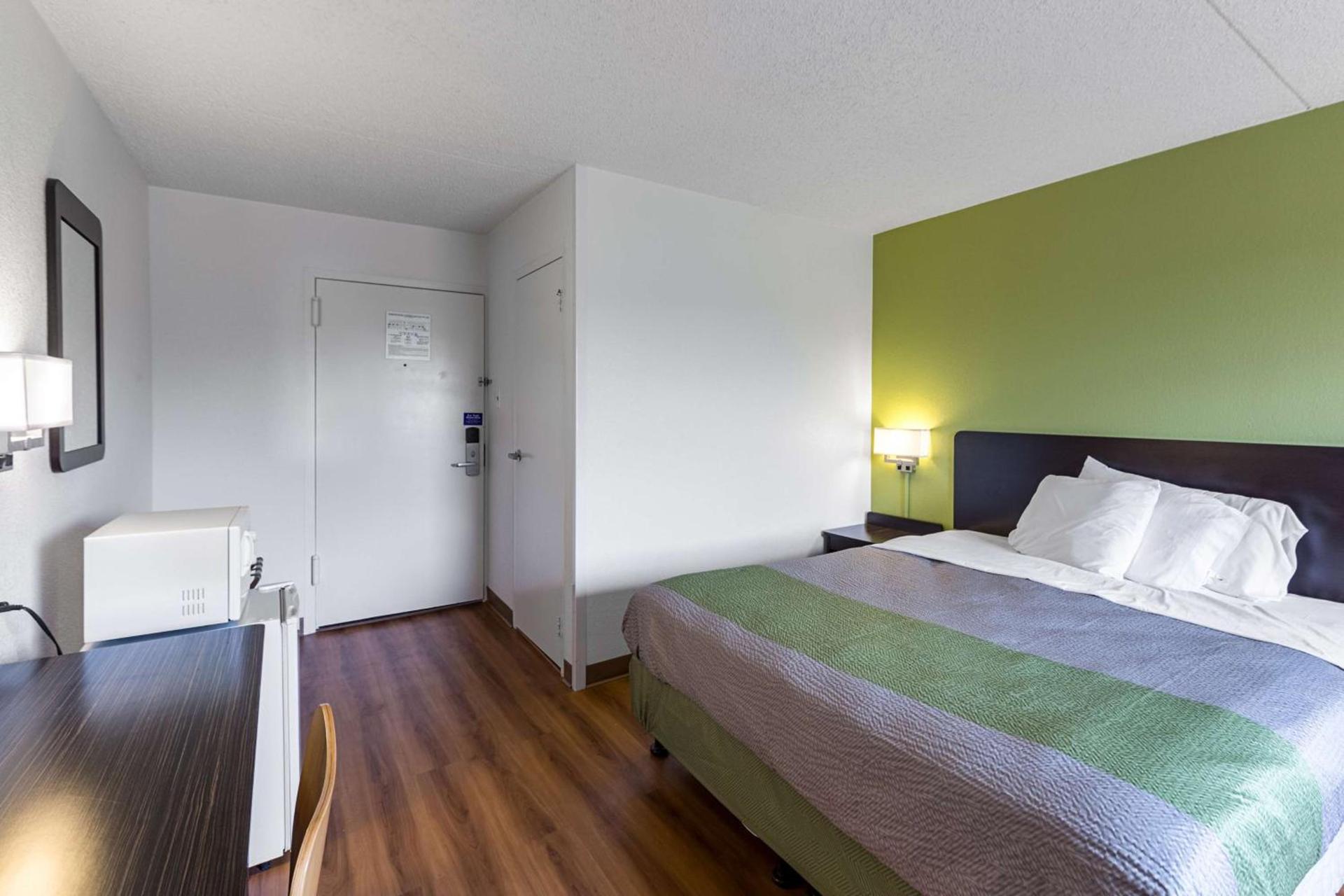 Motel 6-Warminster, PA photo 8
