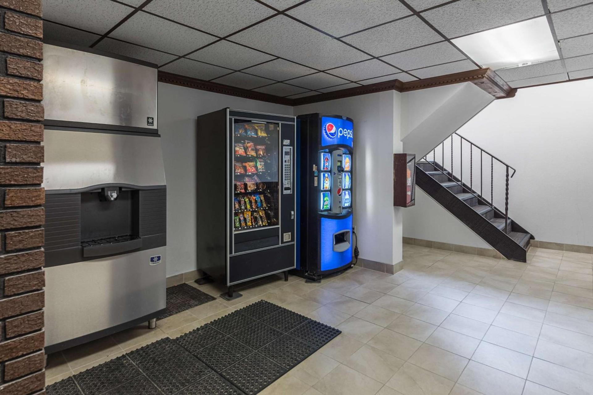 Motel 6-Warminster, PA photo 29