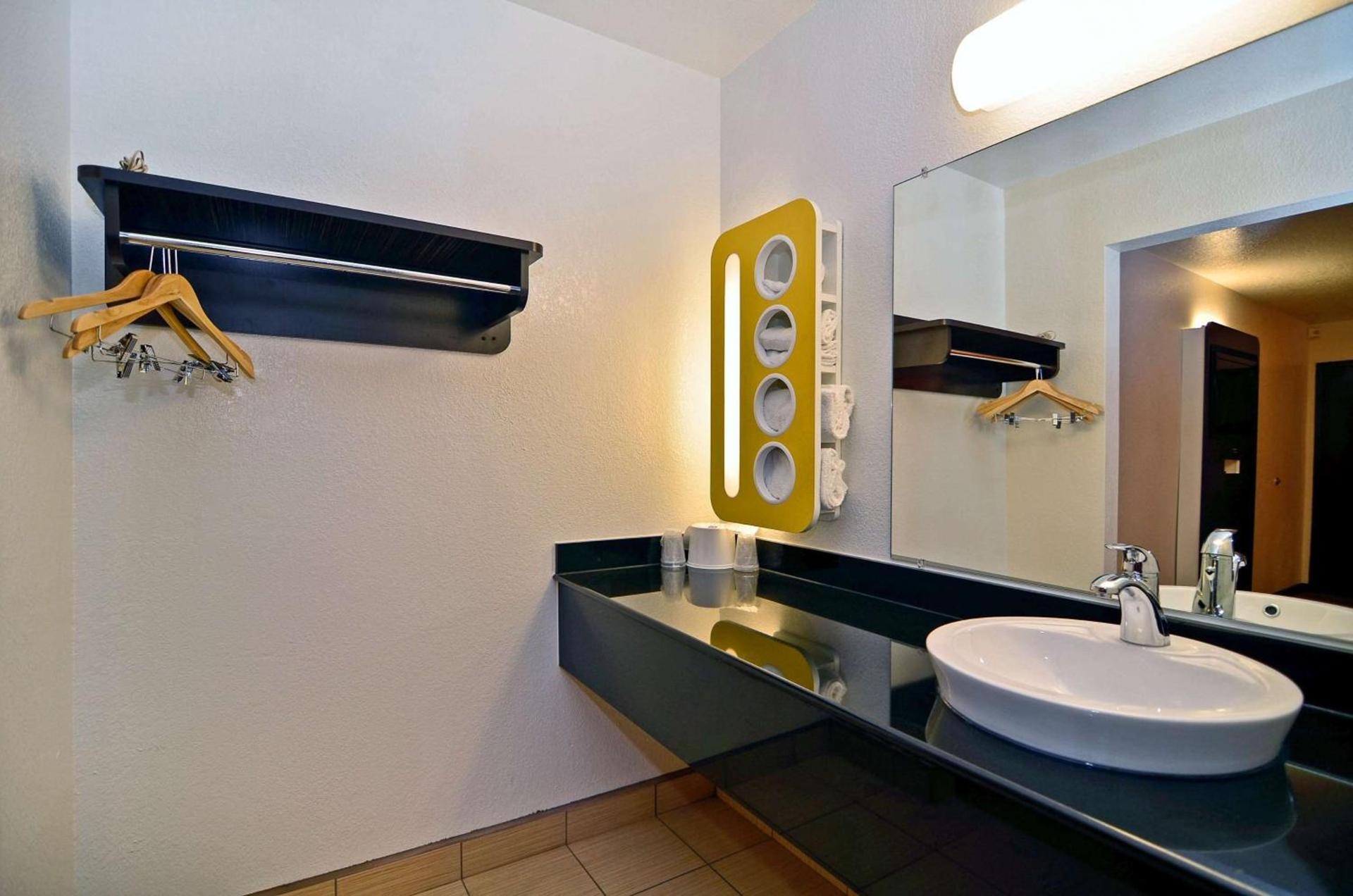 Motel 6-Fairfield, CA - Napa Valley photo 10