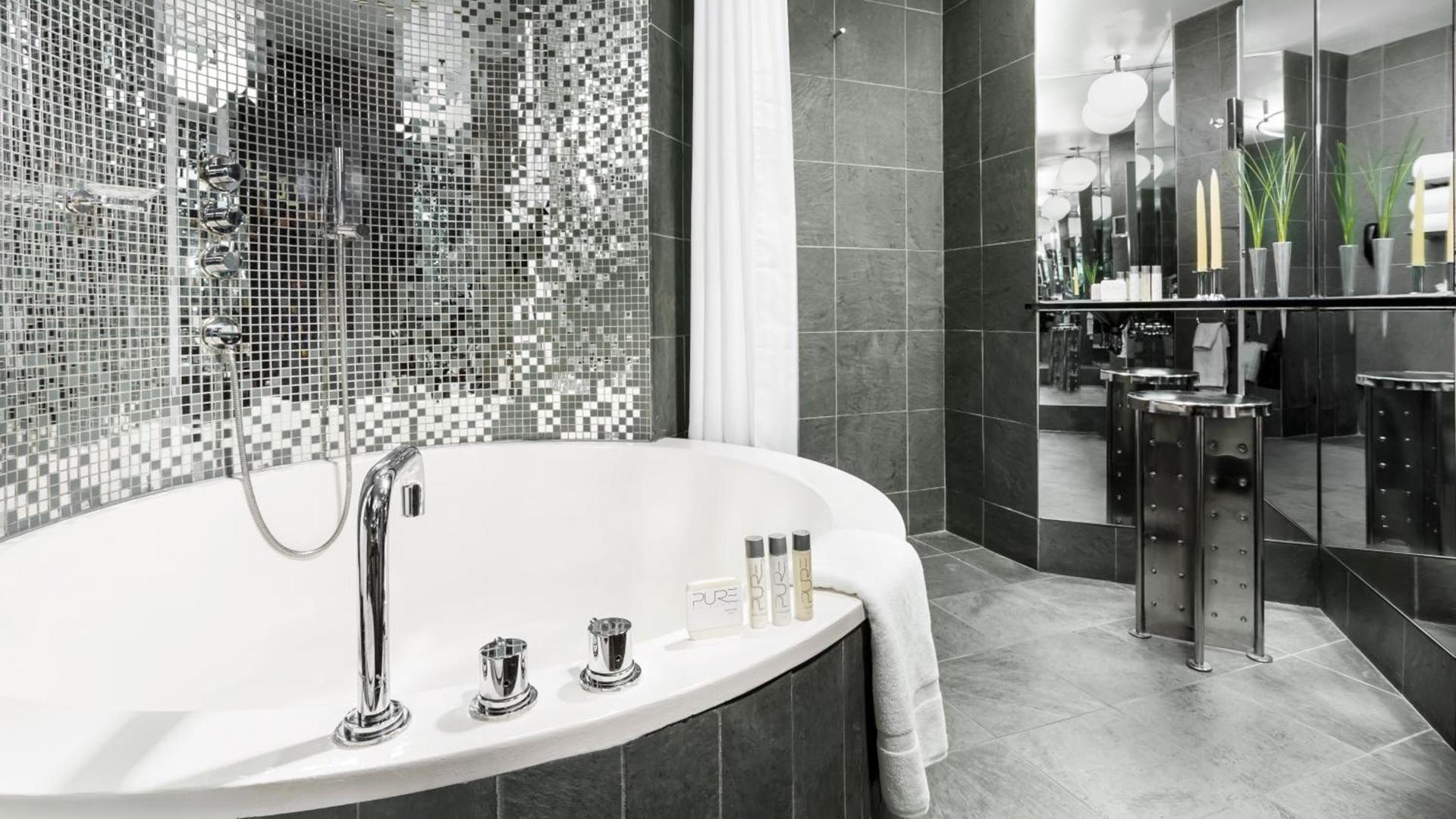 Royalton New York photo 26