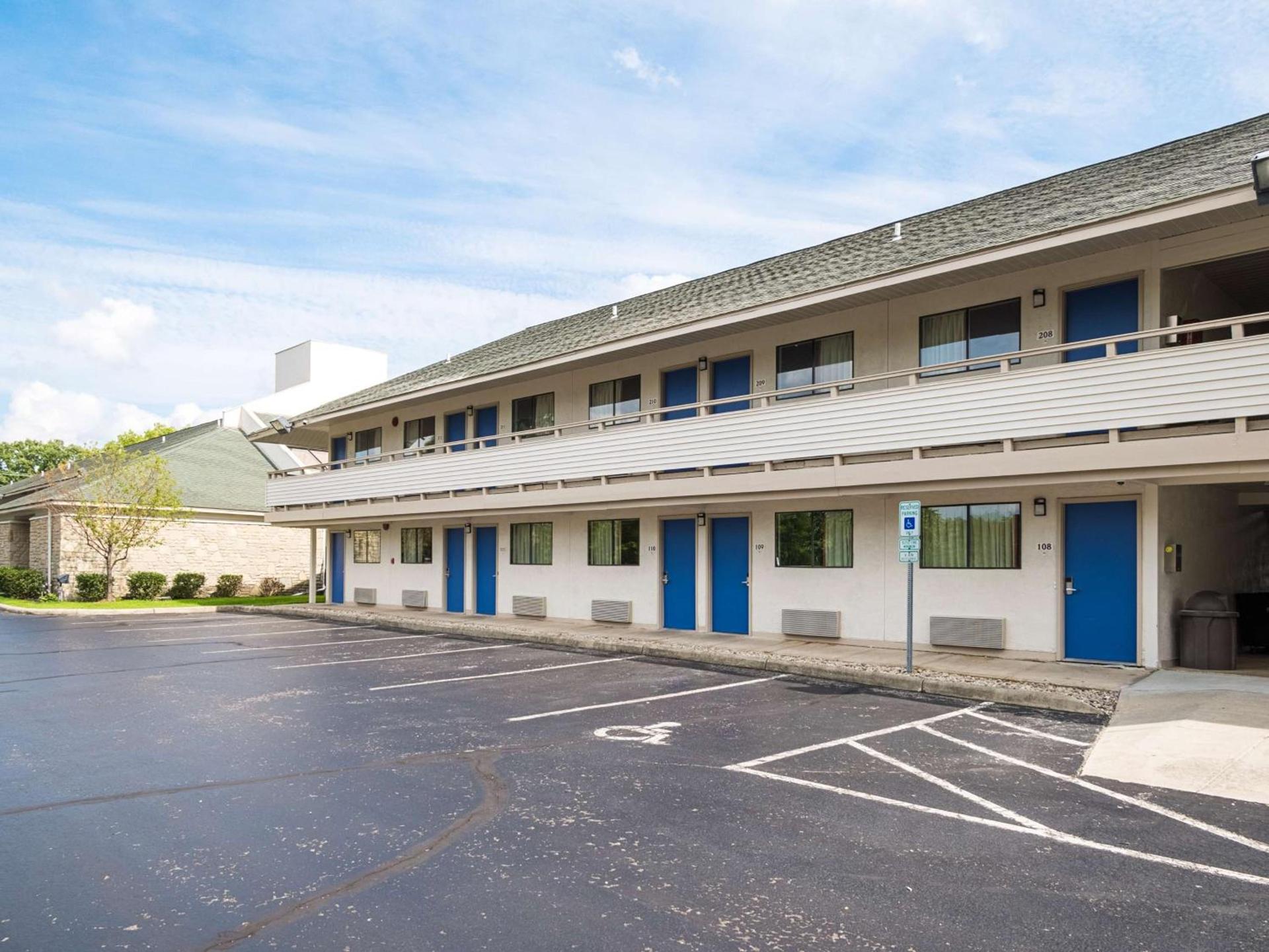 Motel 6-Columbus, OH - OSU photo 4