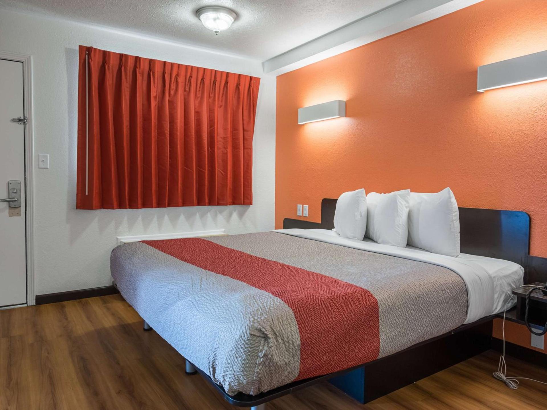 Motel 6-Columbus, OH - OSU photo 15