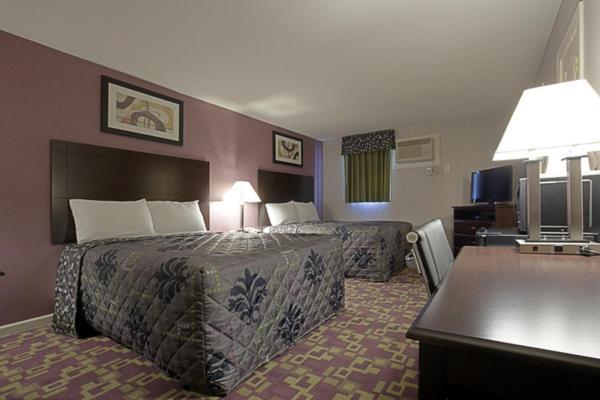 Mount Holyoke Inn photo 32