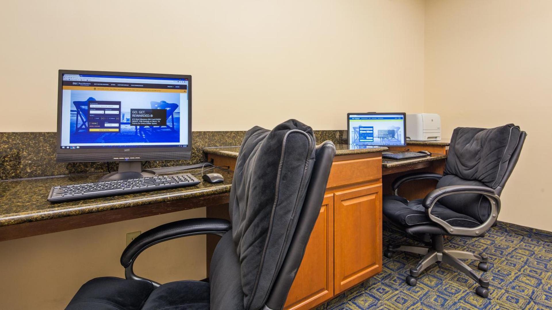 Best Western Gas City photo 32