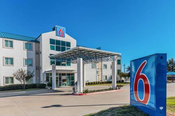 Motel 6-Benbrook, TX - Fort Worth photo 26