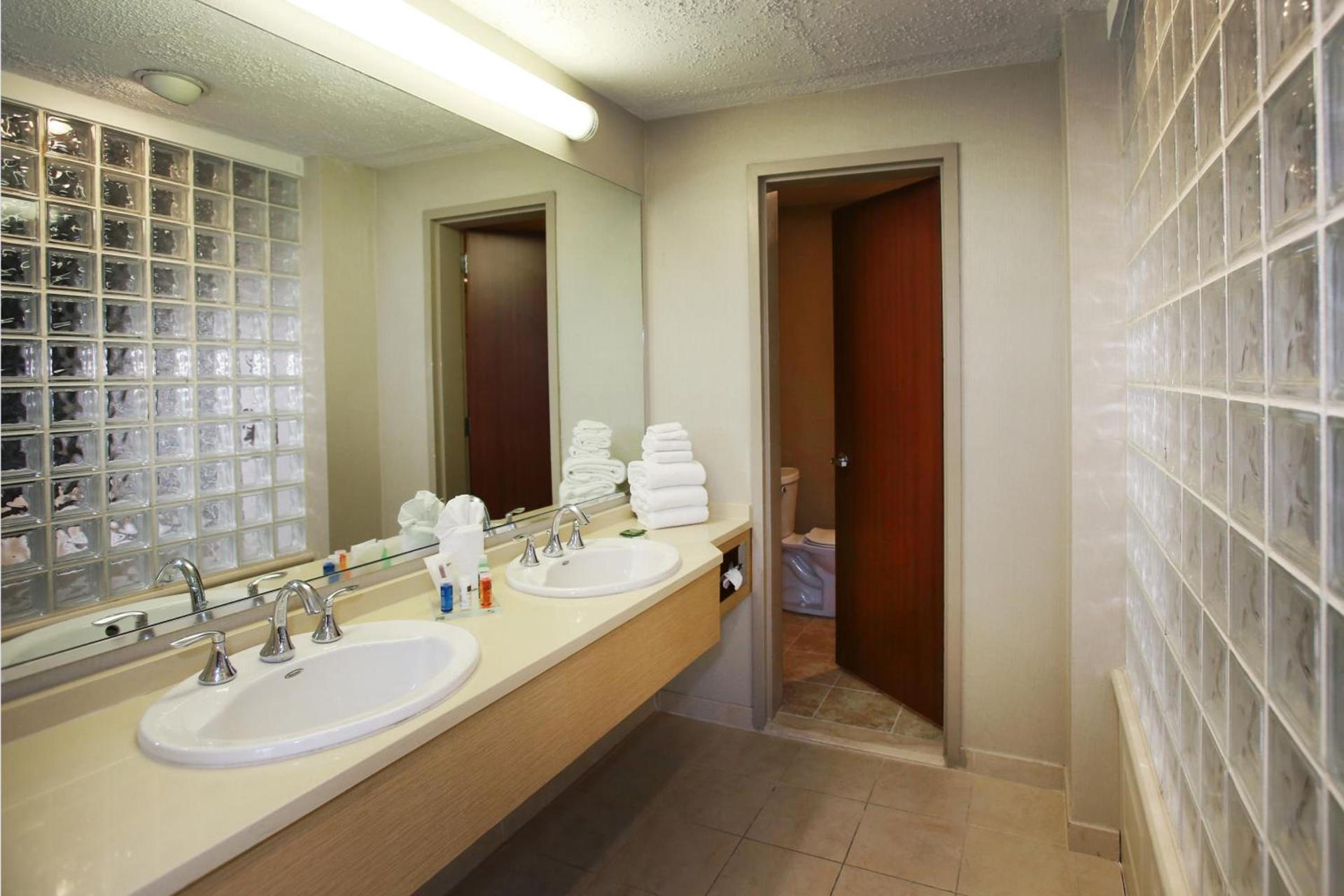 The Claridge Hotel photo 41