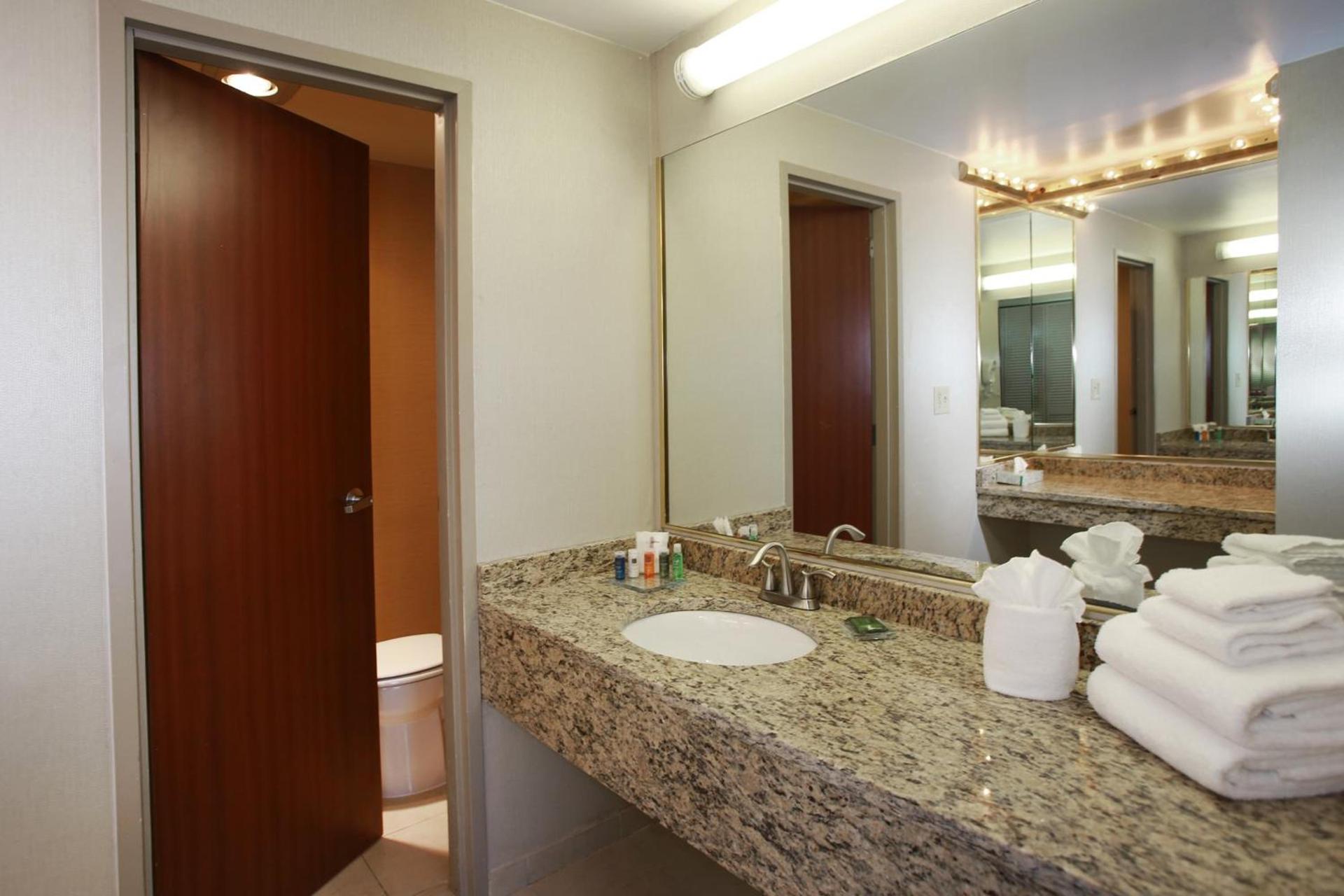 The Claridge Hotel photo 32