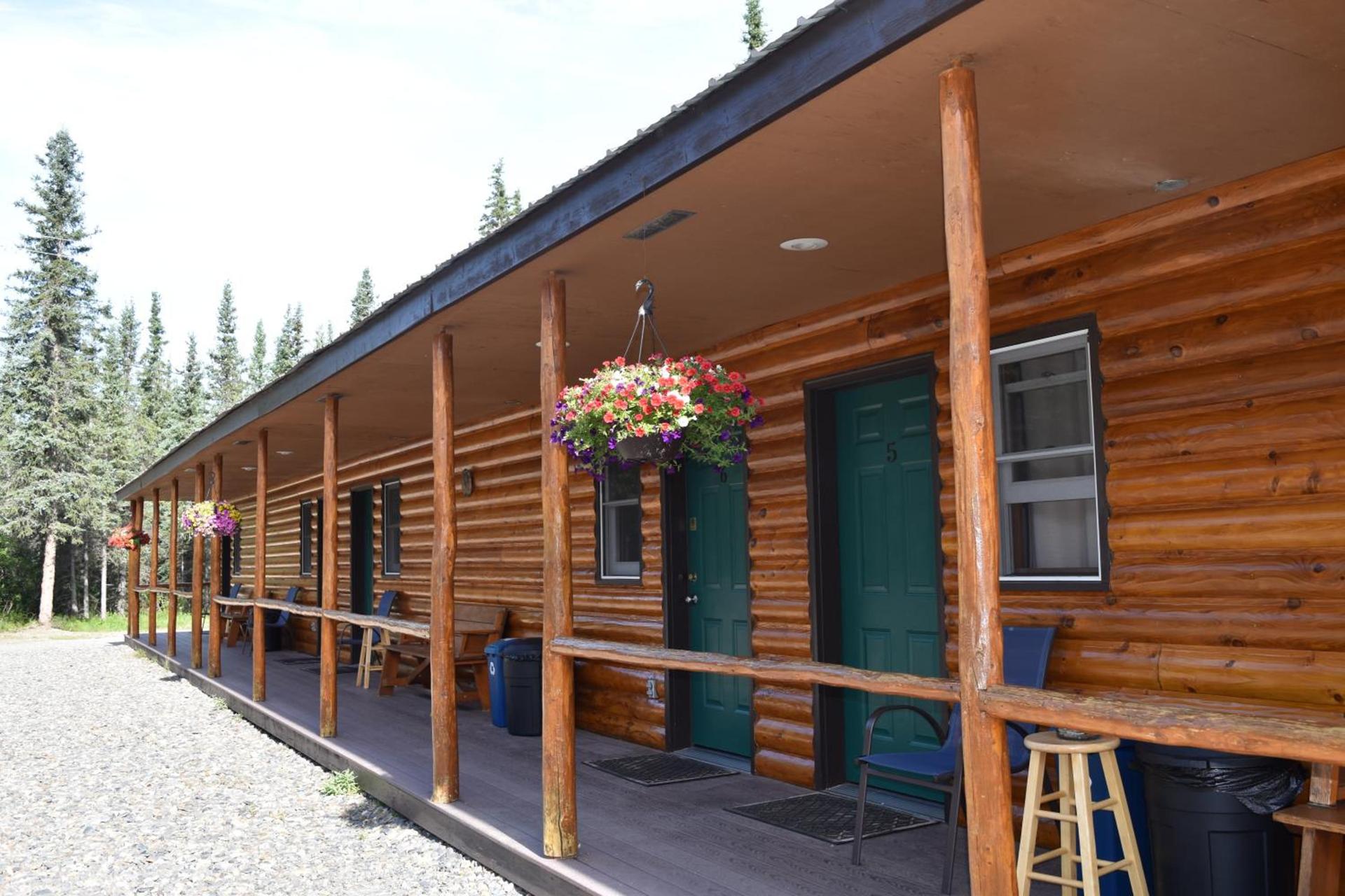 Backwoods Lodge photo 1