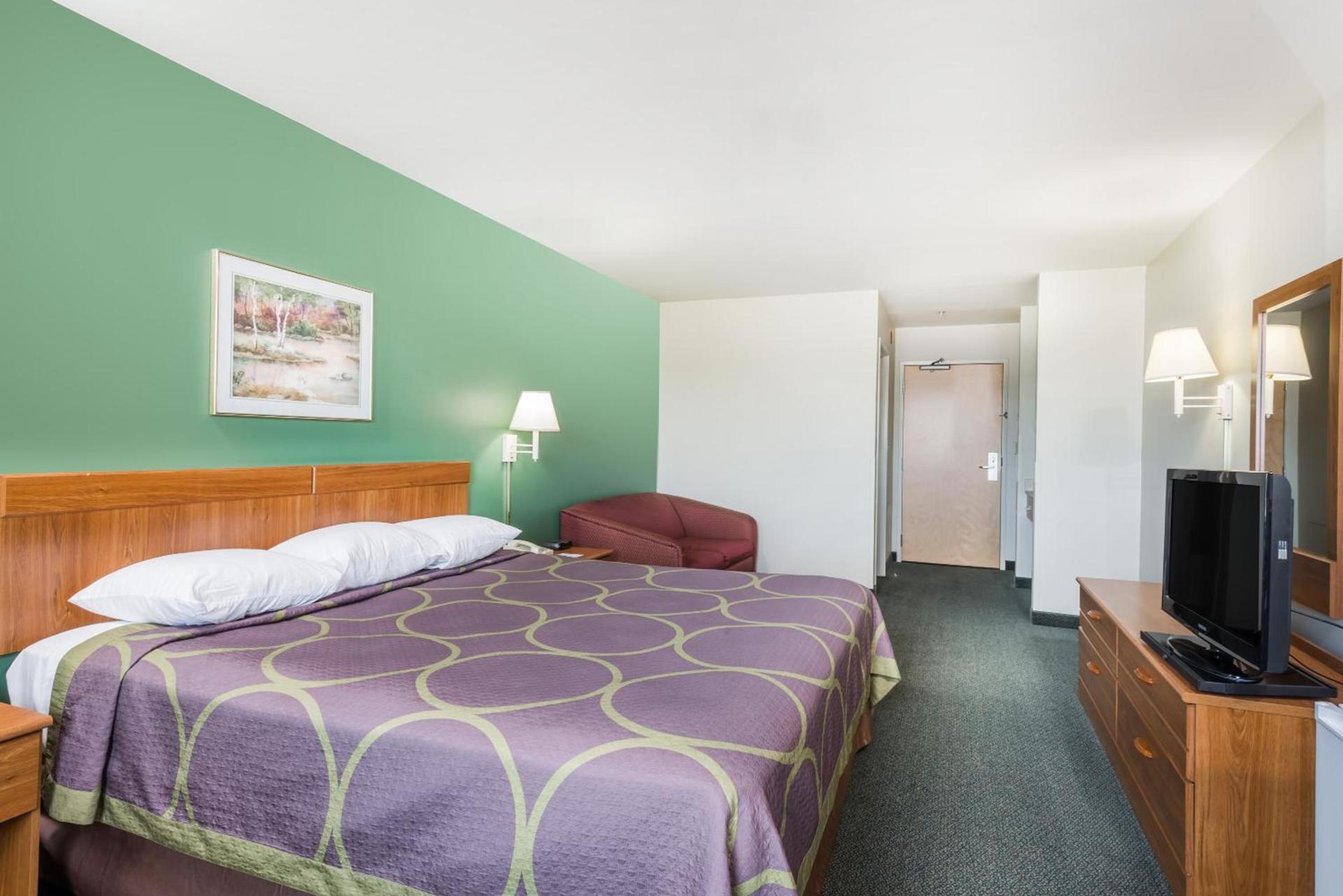 Super 8 by Wyndham Hagerstown/Halfway Area photo 18