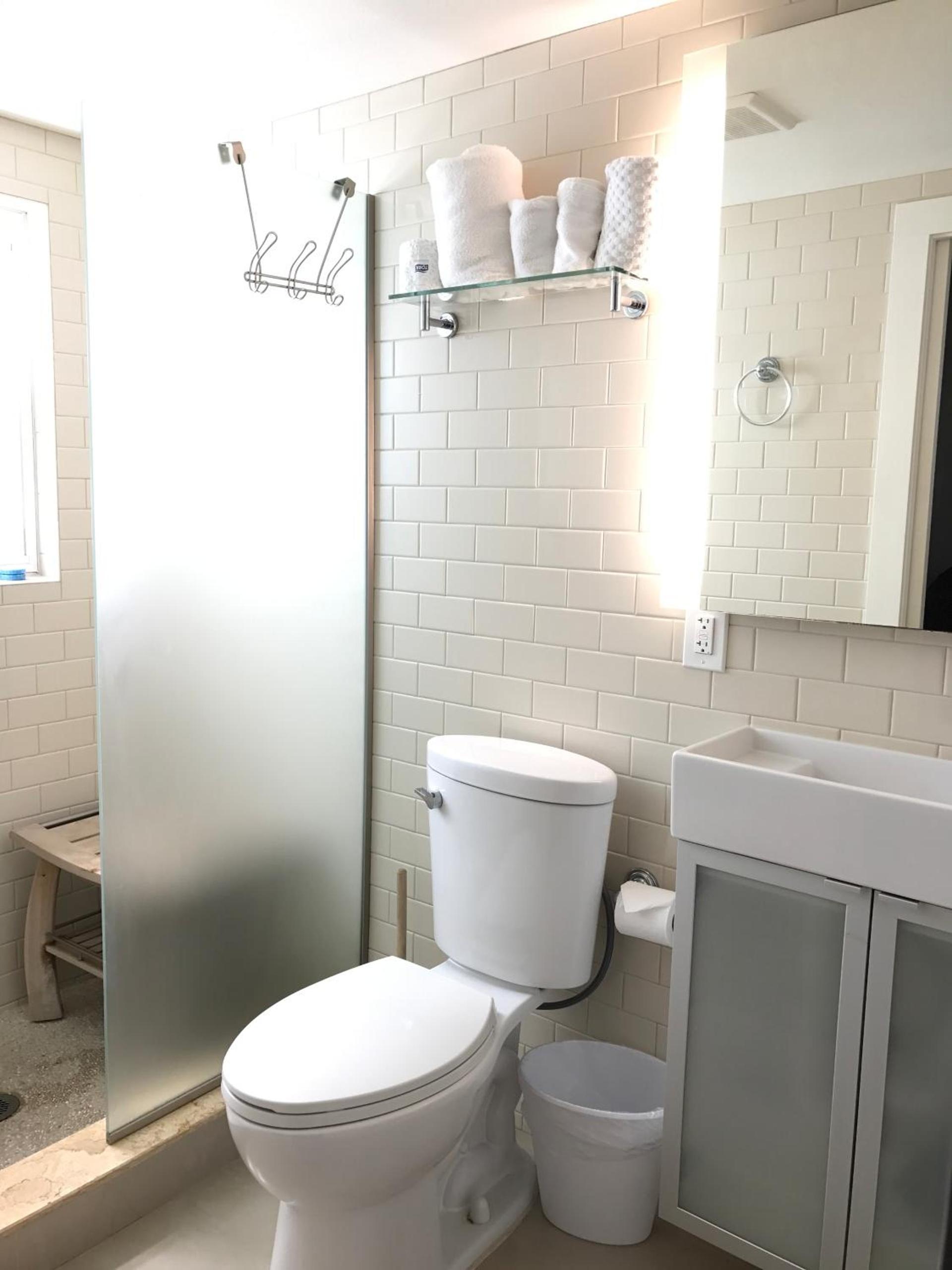 Captiva Beach Resort (open private beach access) photo 41