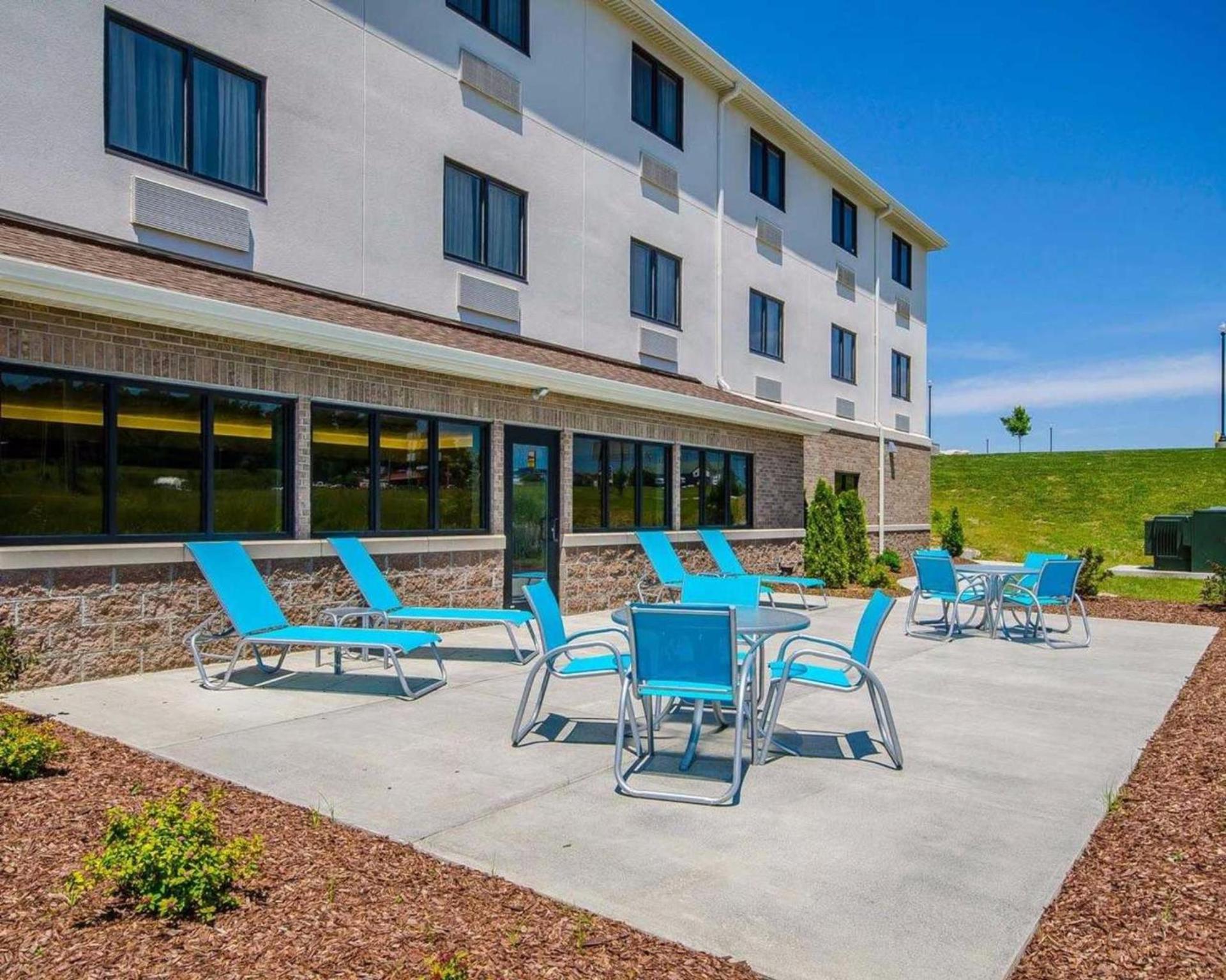 Comfort Inn Ferdinand photo 19