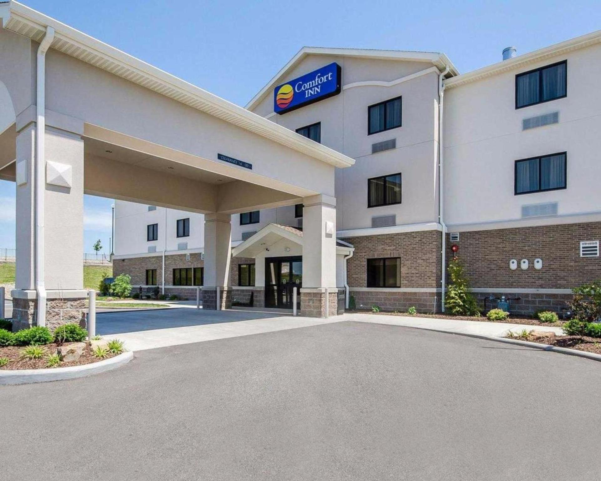 Comfort Inn Ferdinand photo 15