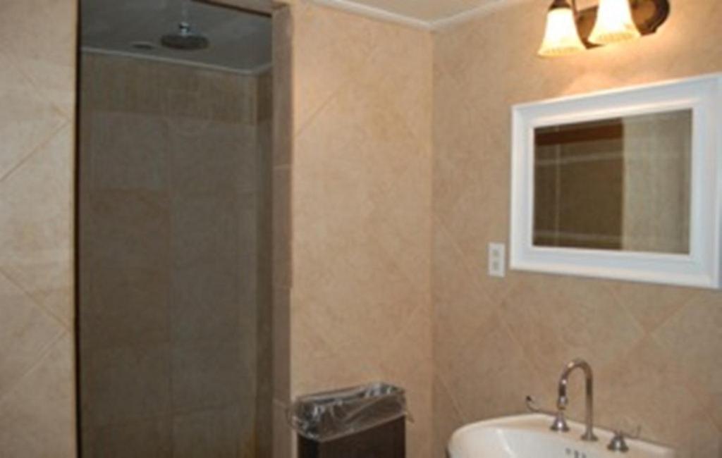 Olancha RV Park and Motel photo 11