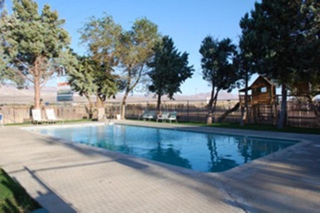 Olancha RV Park and Motel photo 7