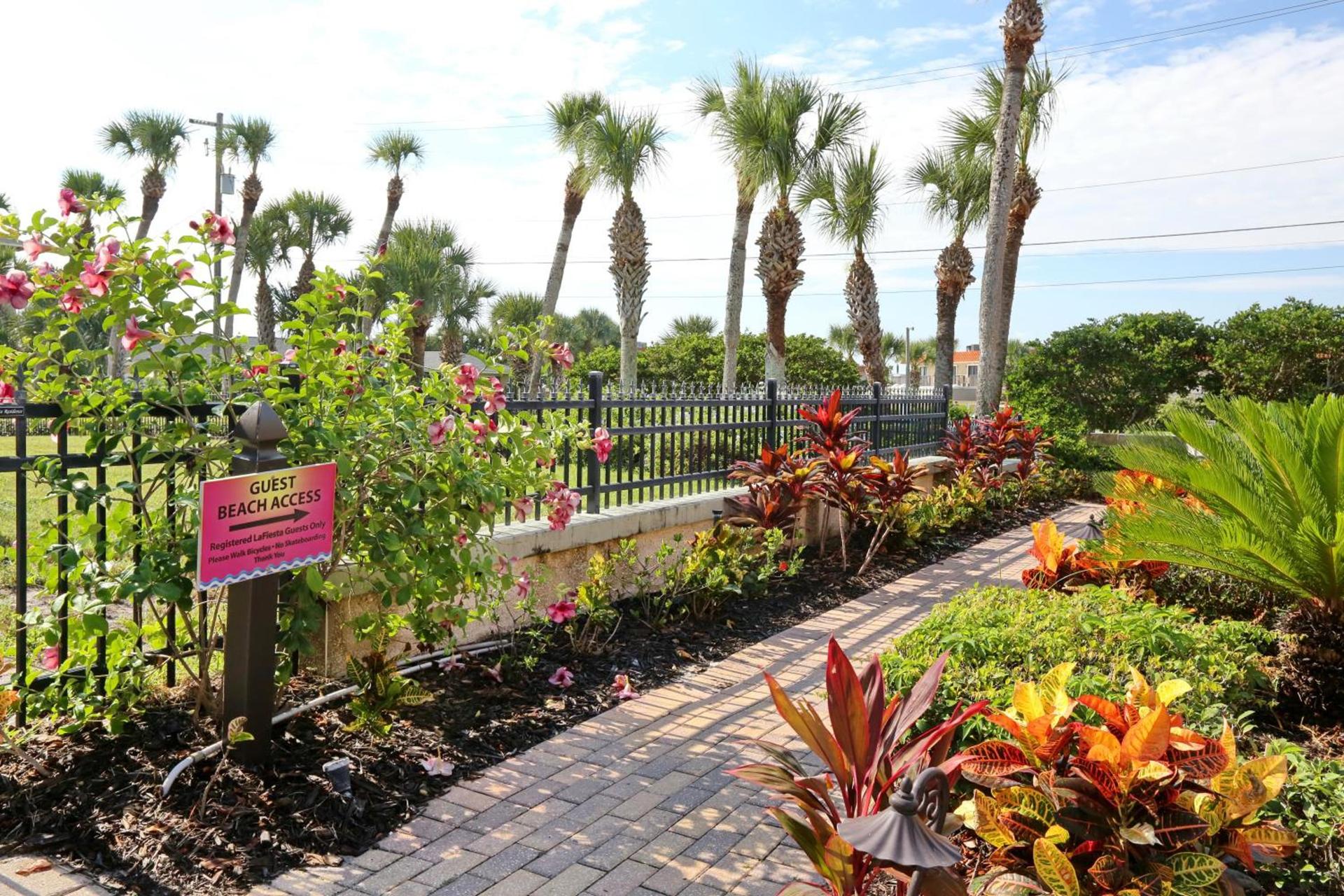 La Fiesta Ocean Inn & Suites photo 16