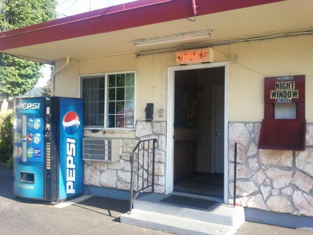 Aaron Motel photo 3