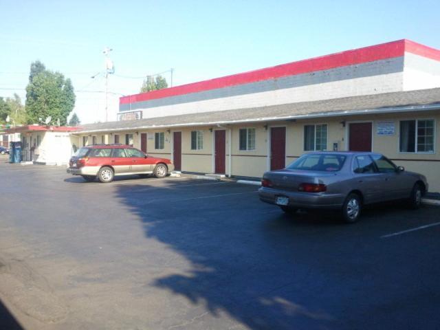 Aaron Motel photo 5