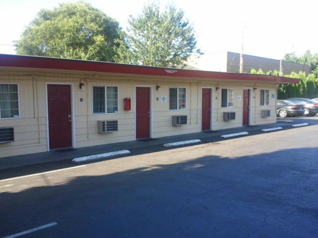 Aaron Motel photo 1