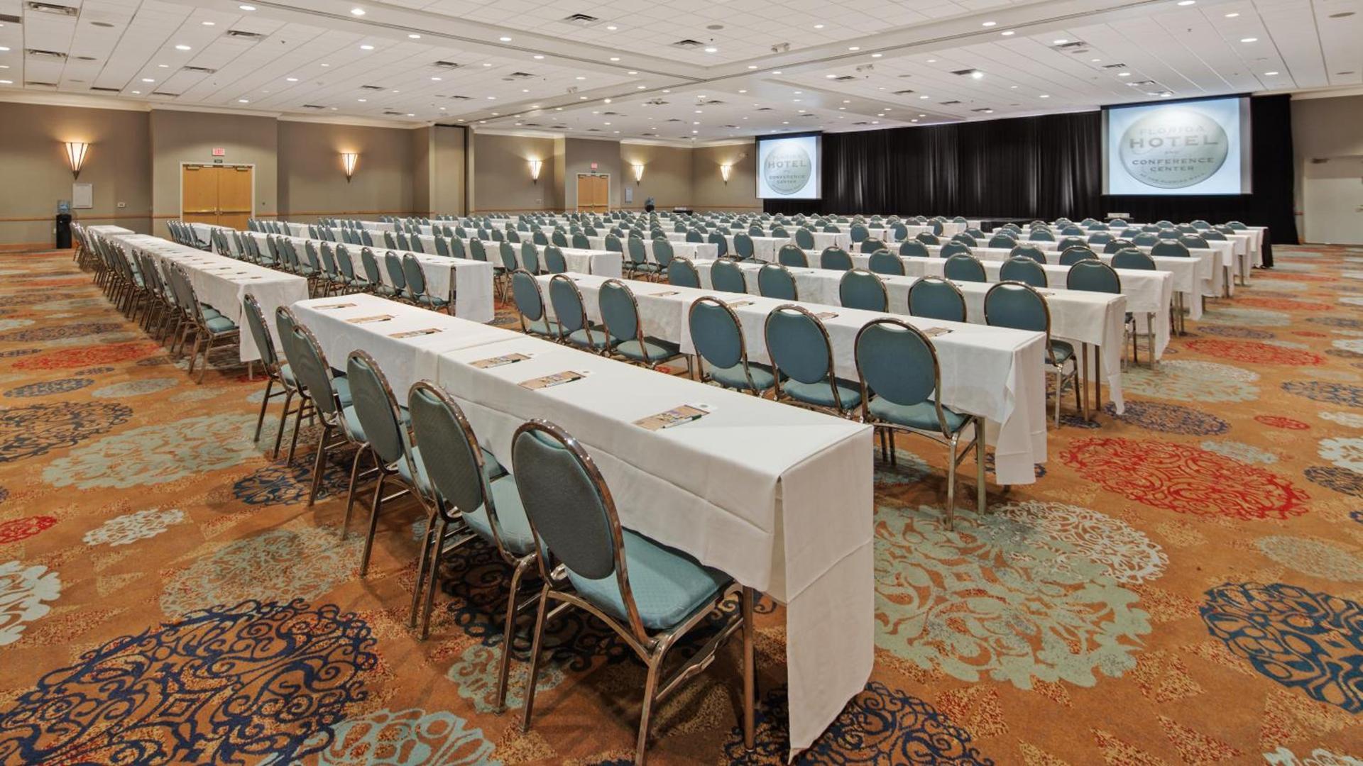The Florida Hotel & Conference Center in the Florida Mall photo 29