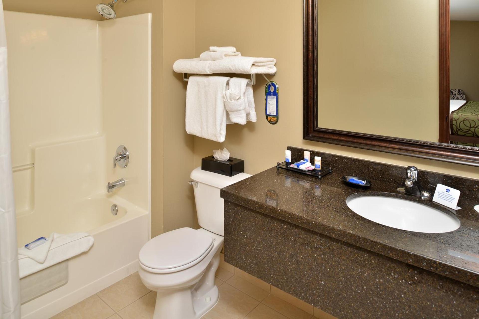 Best Western Plus Kennewick Inn photo 37