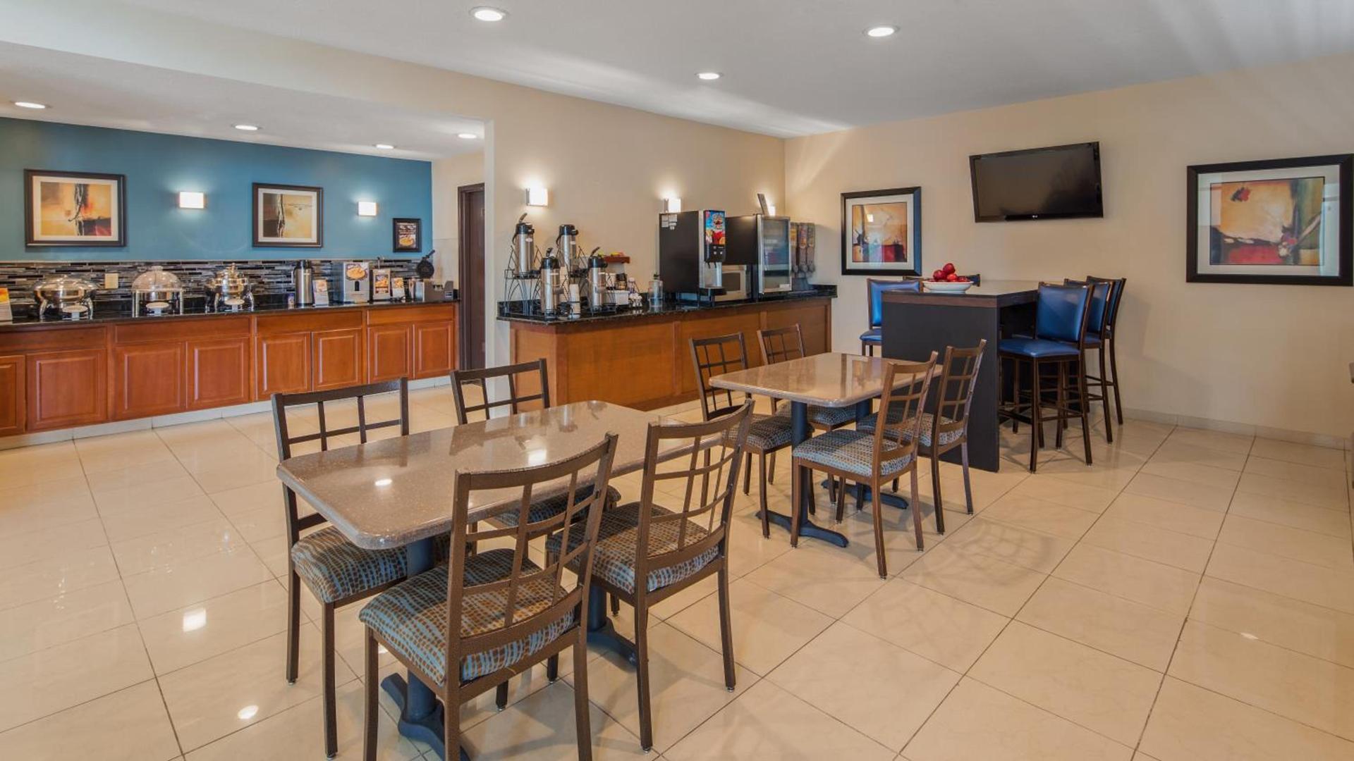 Best Western Gas City photo 30