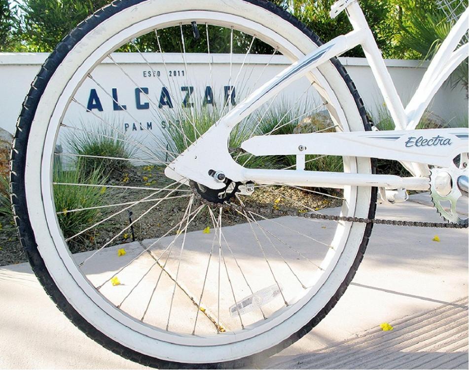 Alcazar Palm Springs photo 17