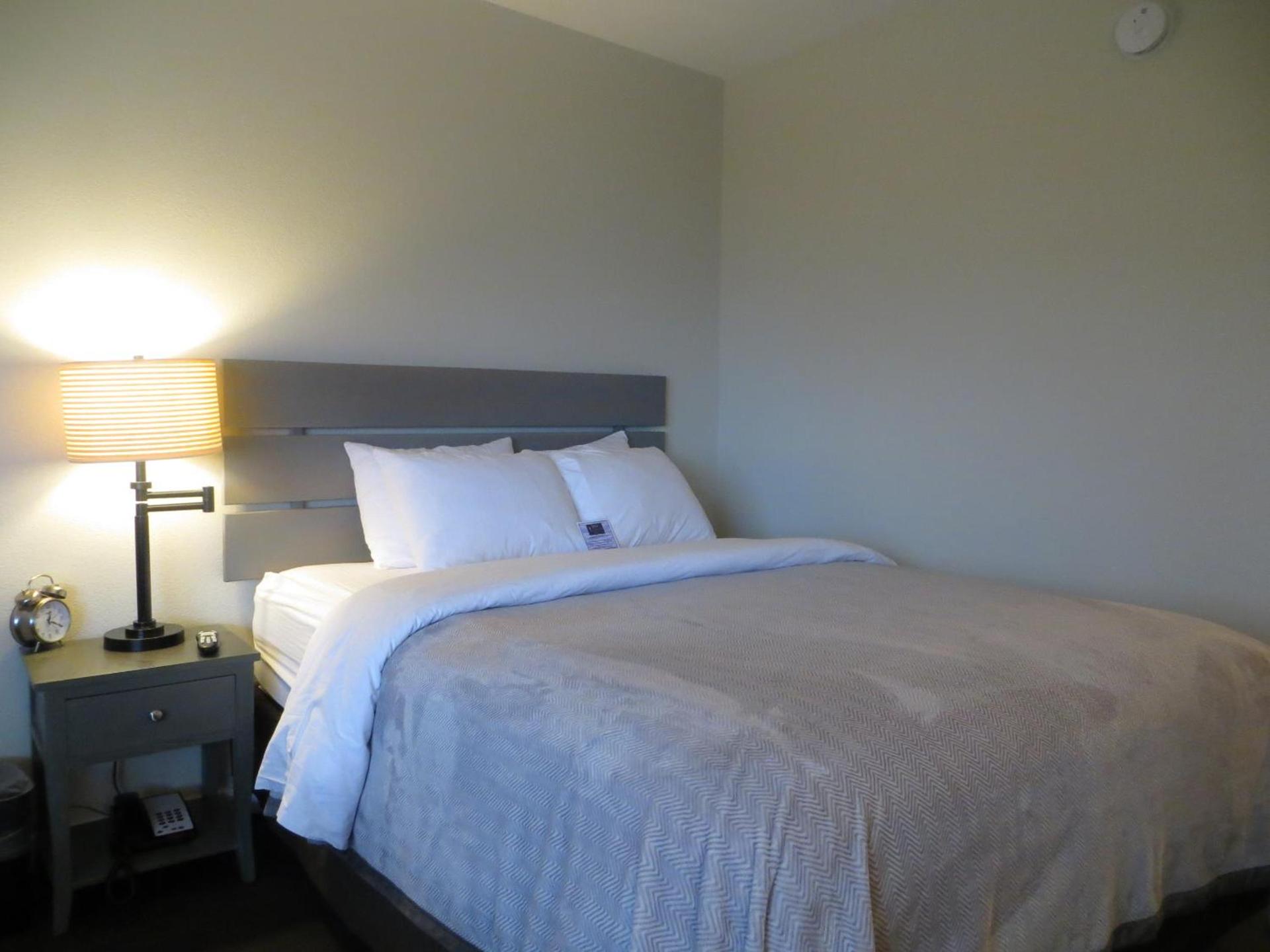 Brio Beach Inn photo 6