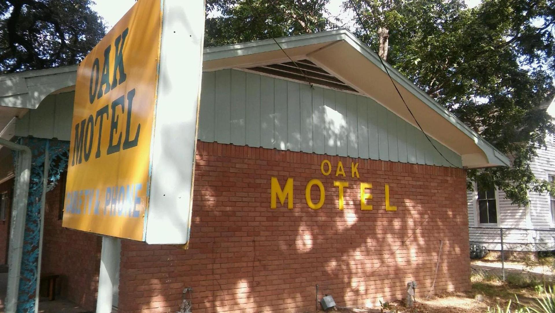 The Oak Motel photo 24
