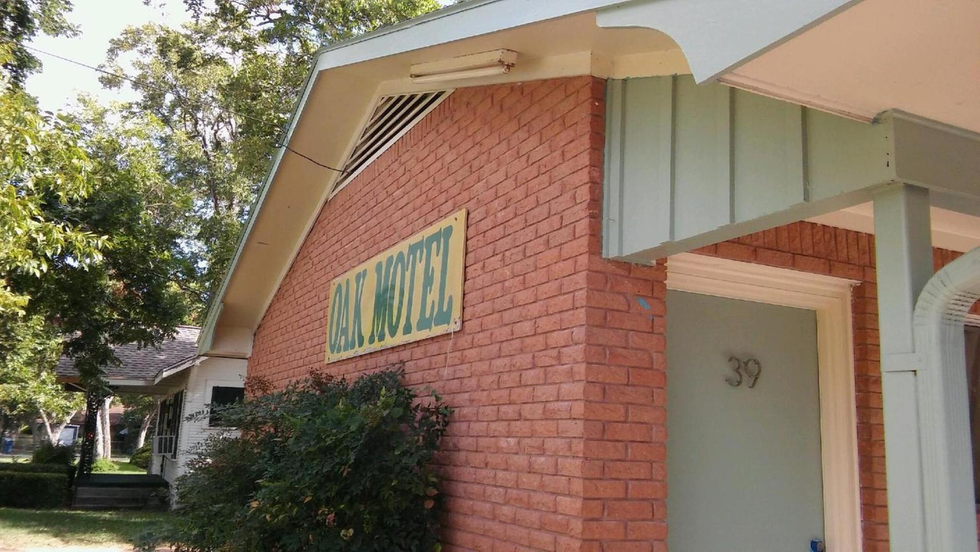 The Oak Motel photo 23