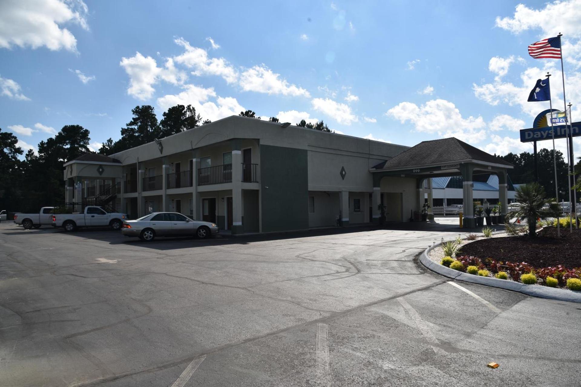 Days Inn by Wyndham Goose Creek photo 39
