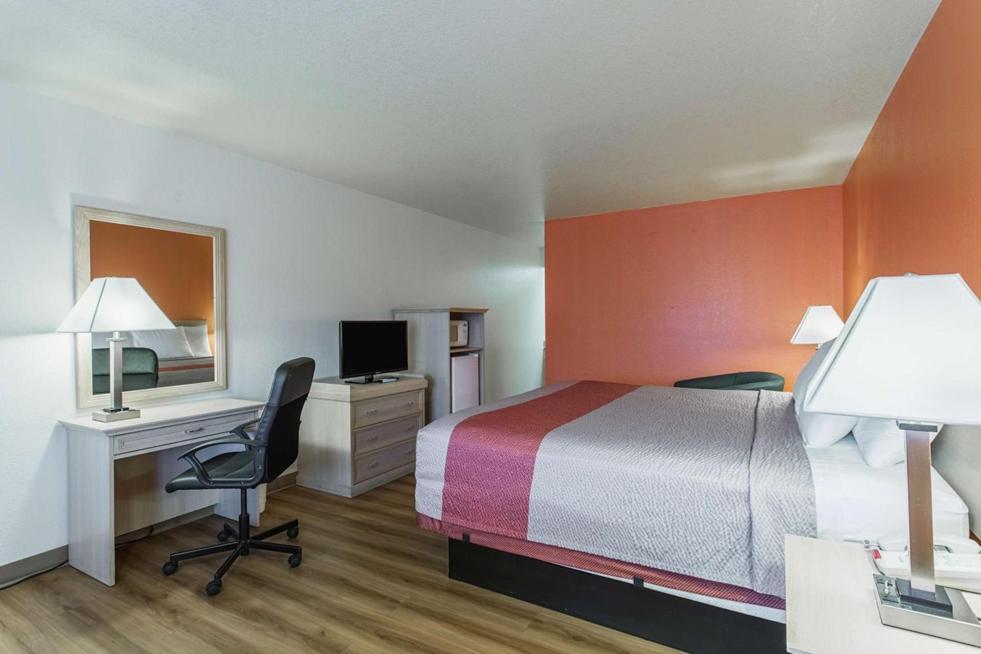 Motel 6-Lordsburg, NM photo 16