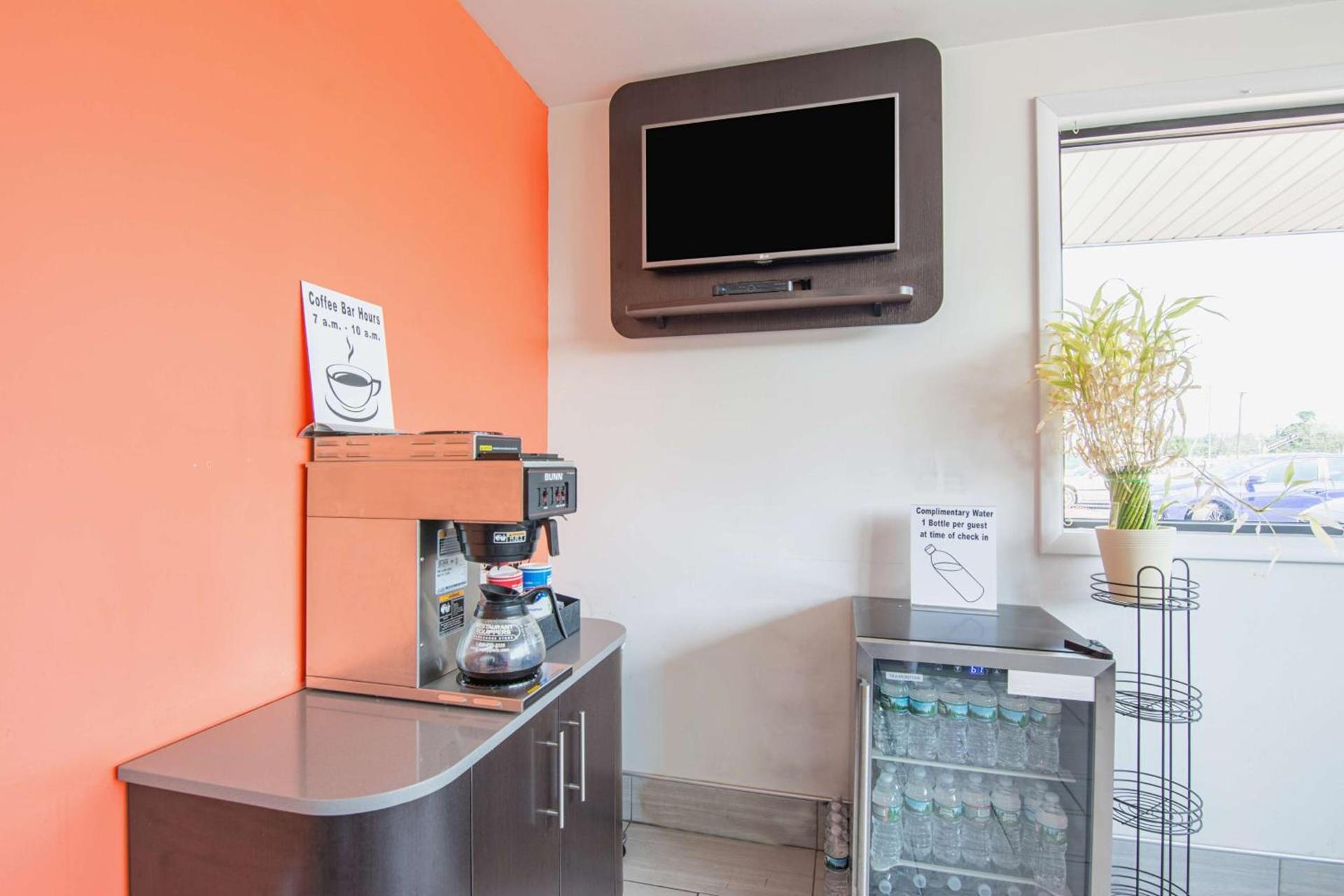 Motel 6-Glassboro, NJ - Rowan University photo 22