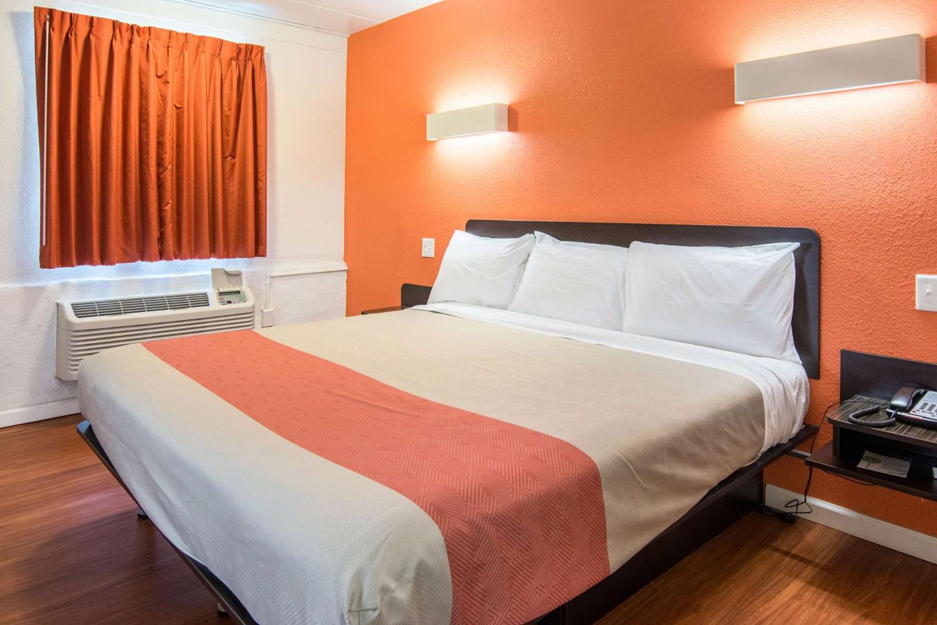 Motel 6-Glassboro, NJ - Rowan University photo 13