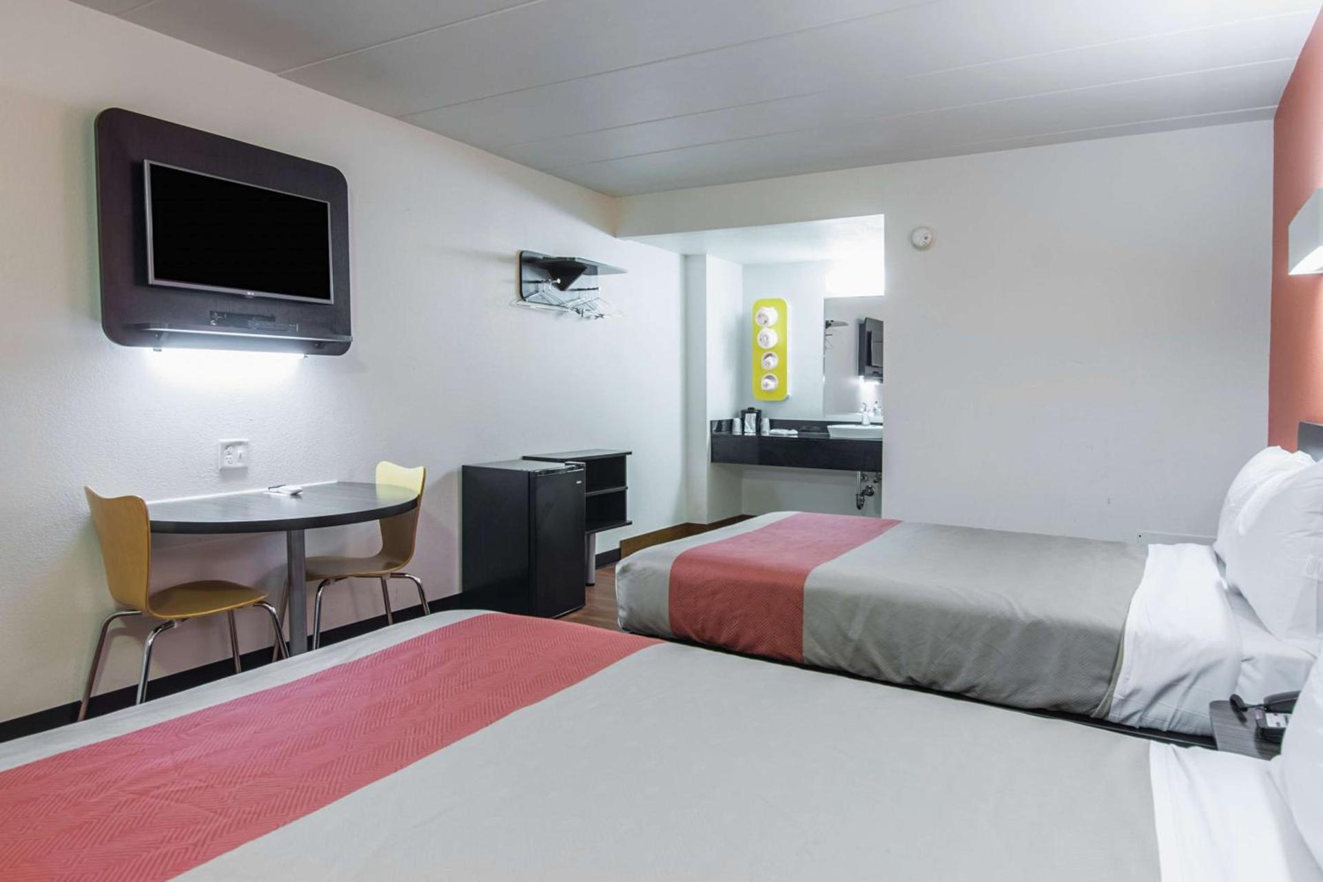 Motel 6-Glassboro, NJ - Rowan University photo 10