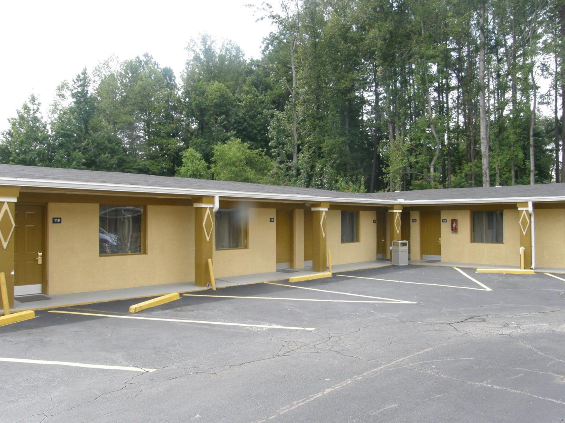Americas Best Value Inn Stone Mountain Atlanta E photo 15