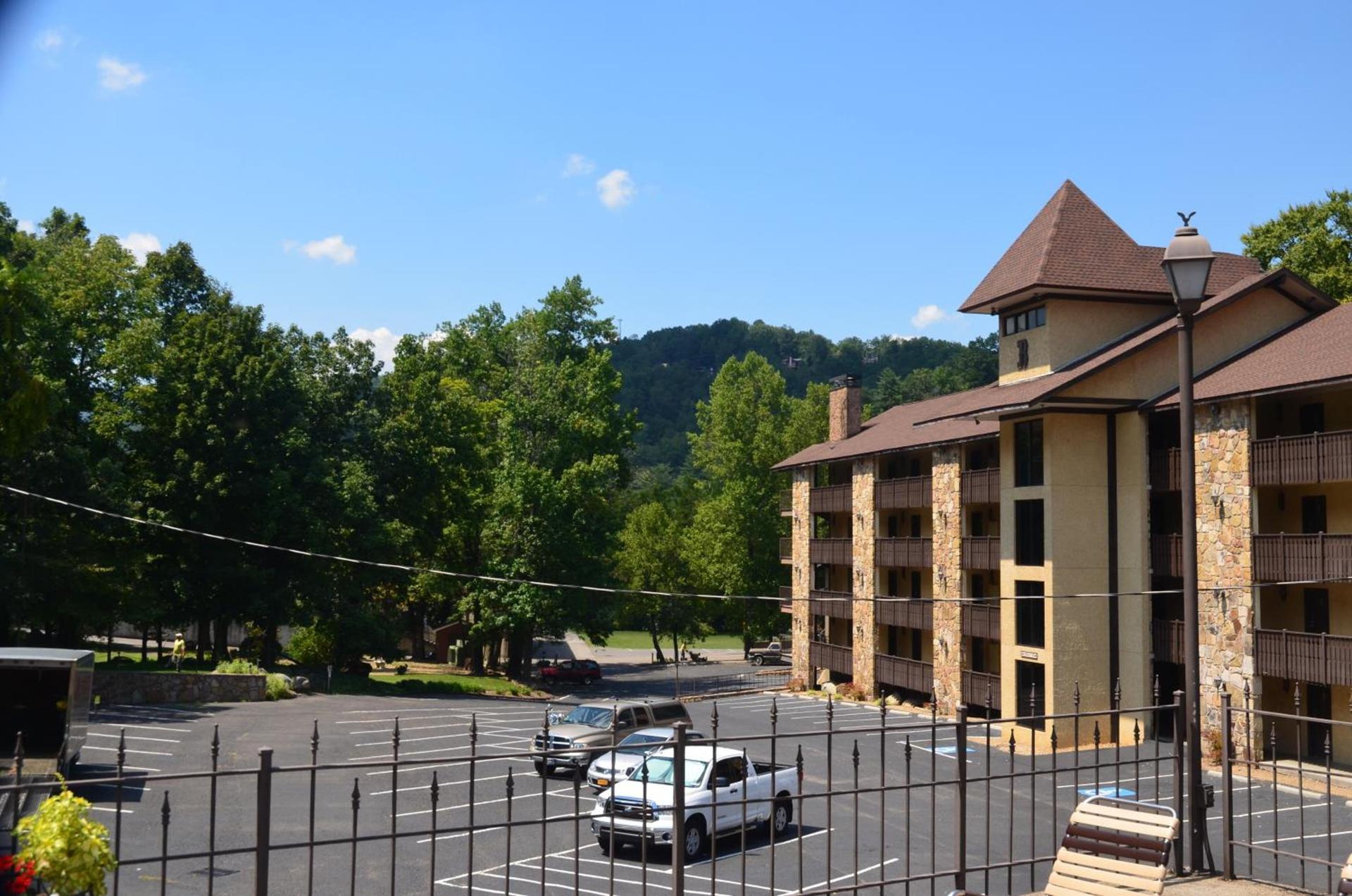 Brookside Lodge - Gatlinburg - On the River photo 45
