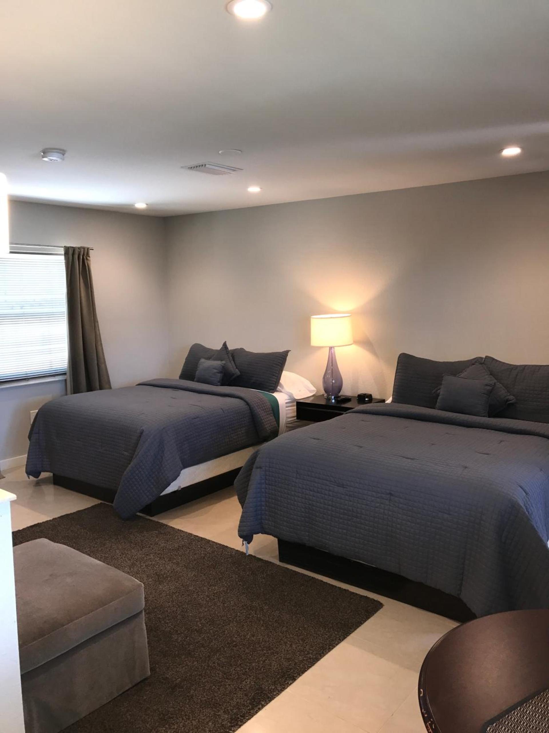 Captiva Beach Resort (open private beach access) photo 65