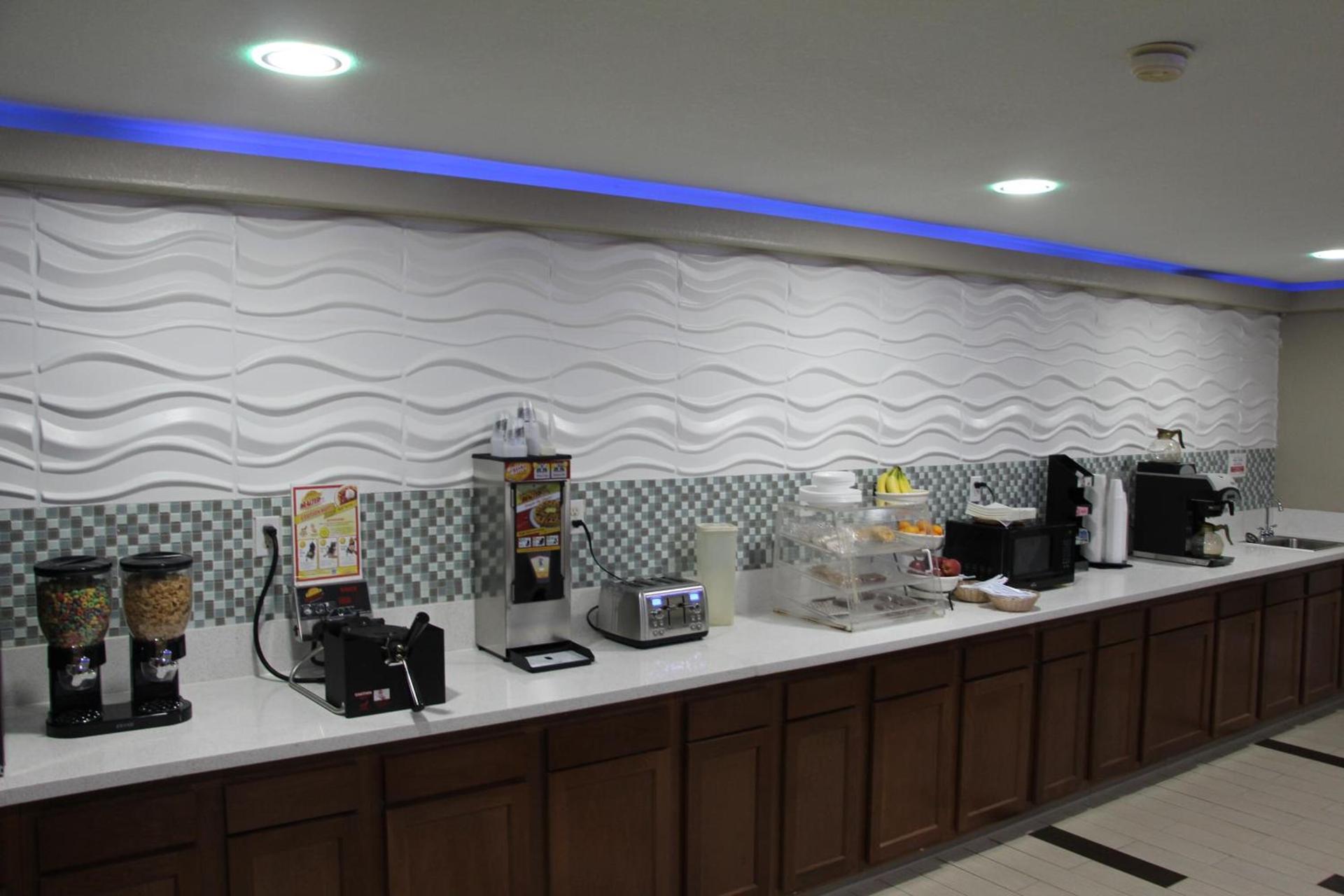 Westbridge Inn and Suites photo 14